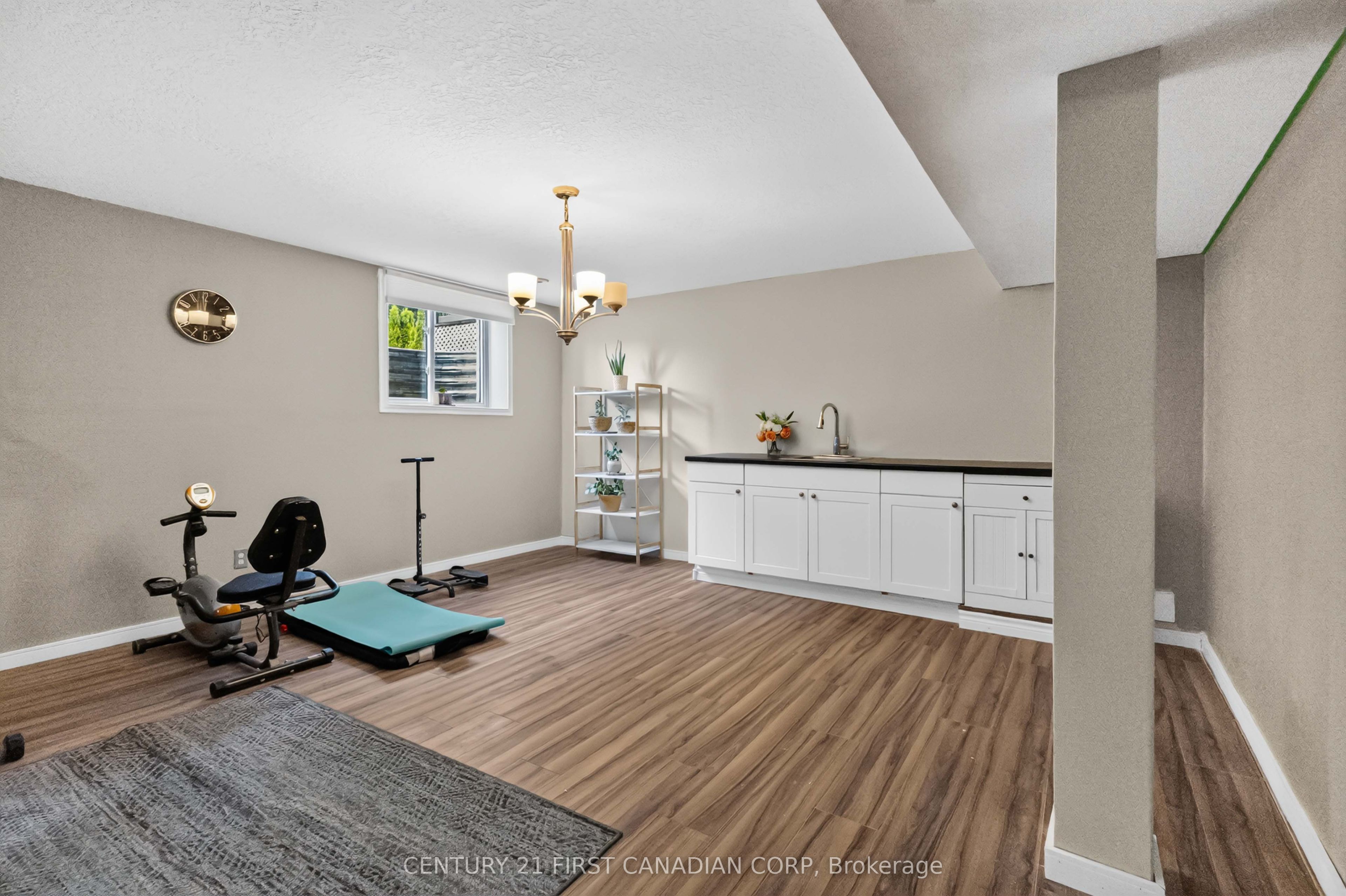 10 Birchall Lane Property Photo 40