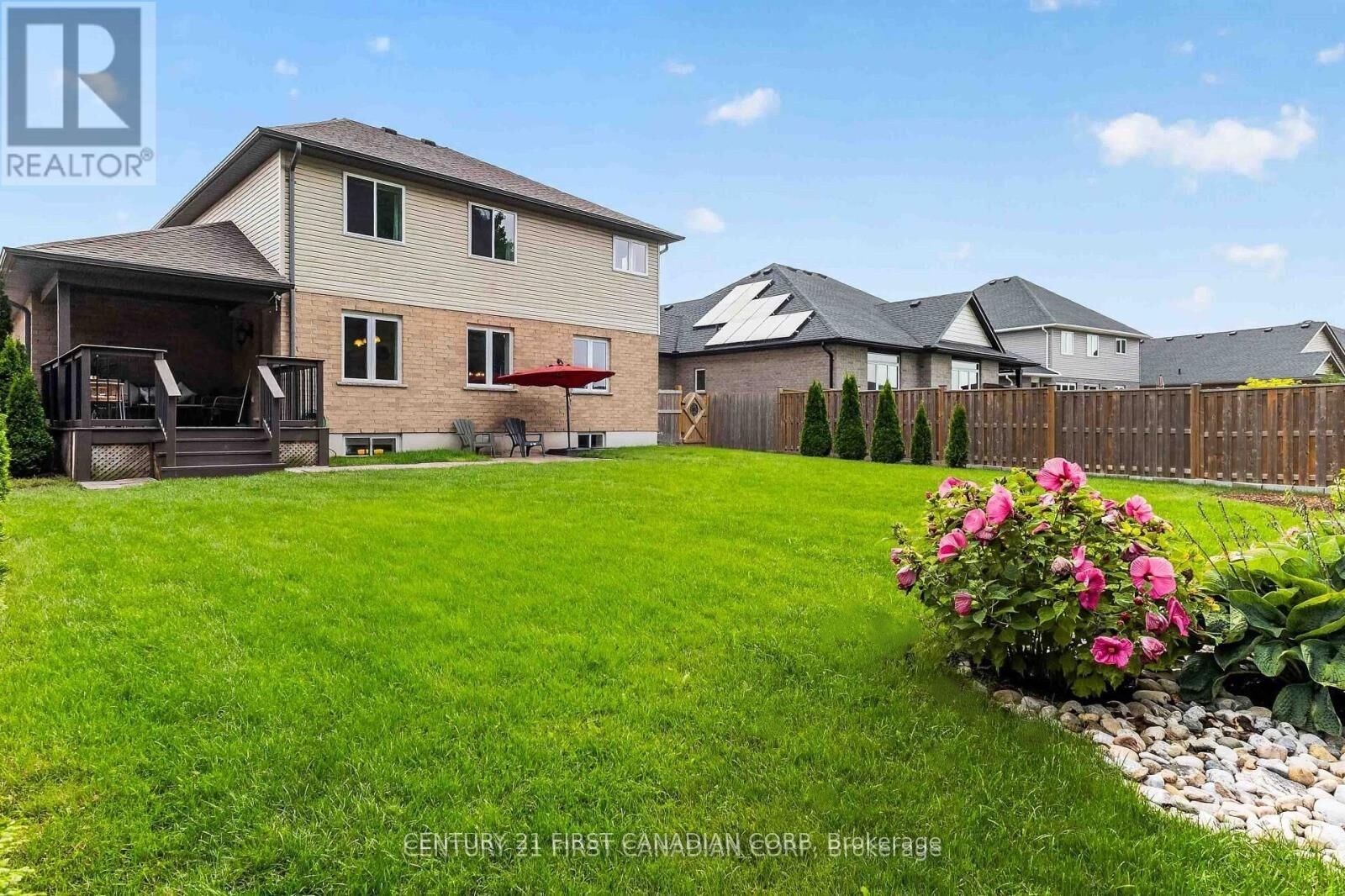 10 Birchall Lane Property Photo 44
