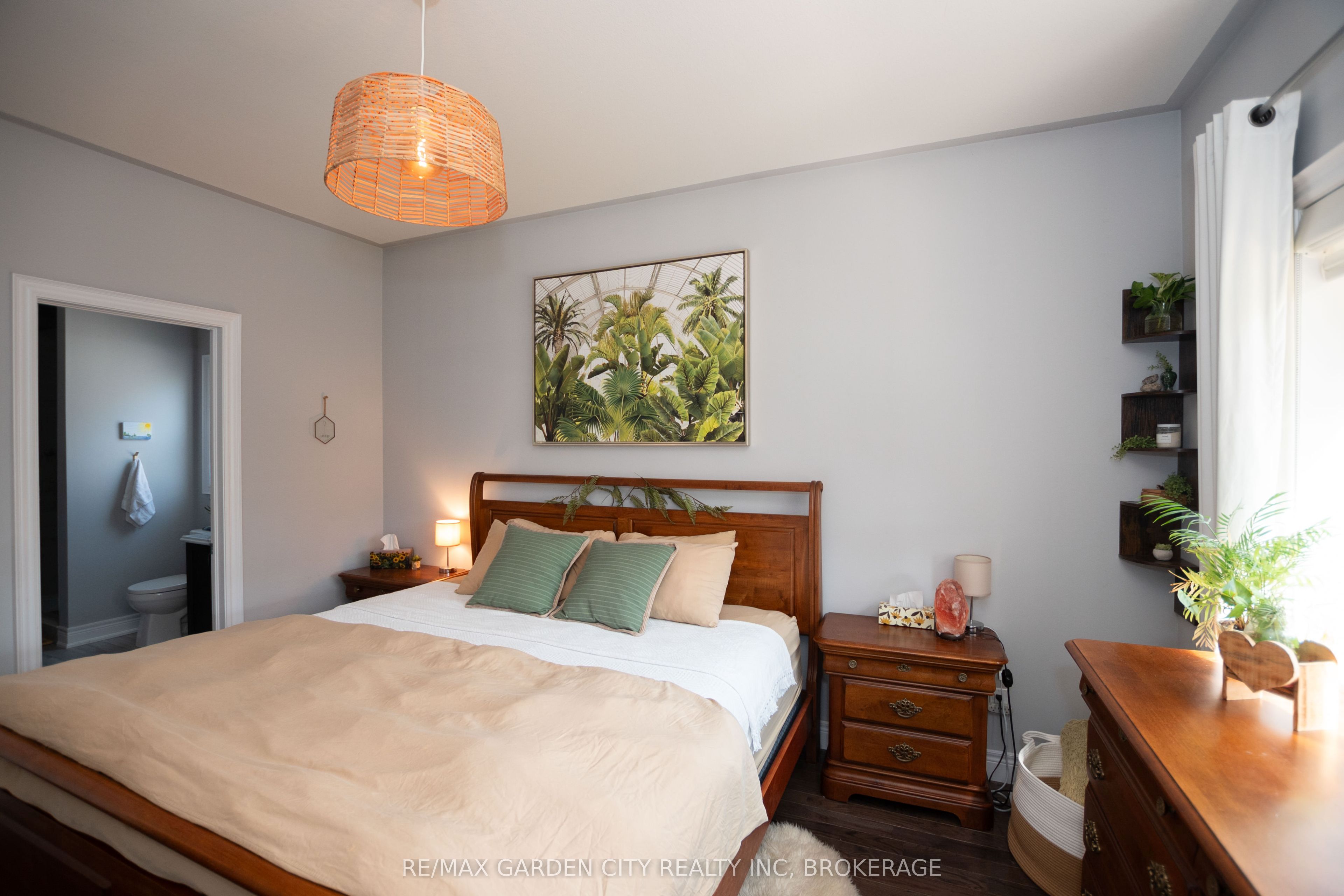 4073 Village Creek Drive Property Photo 18