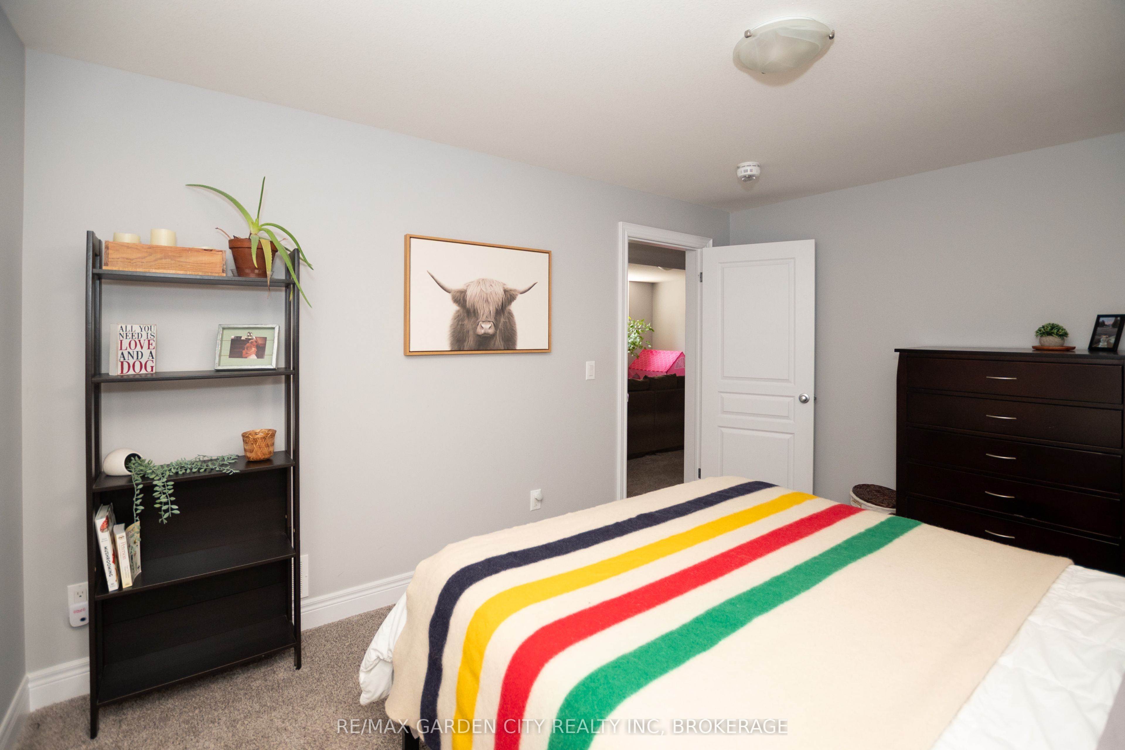 4073 Village Creek Drive Property Photo 33