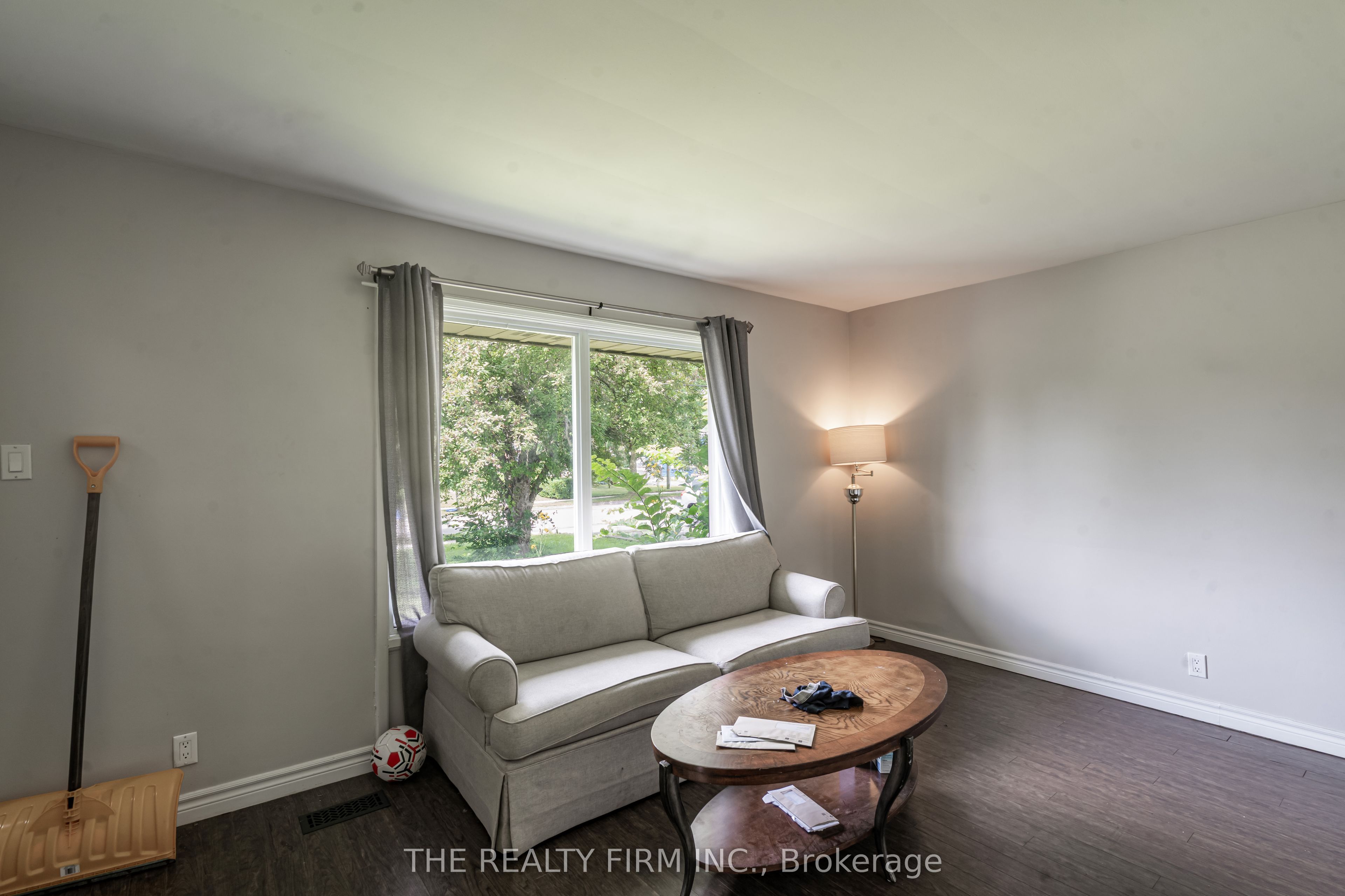 348 Winnipeg Boulevard Property Photo 5