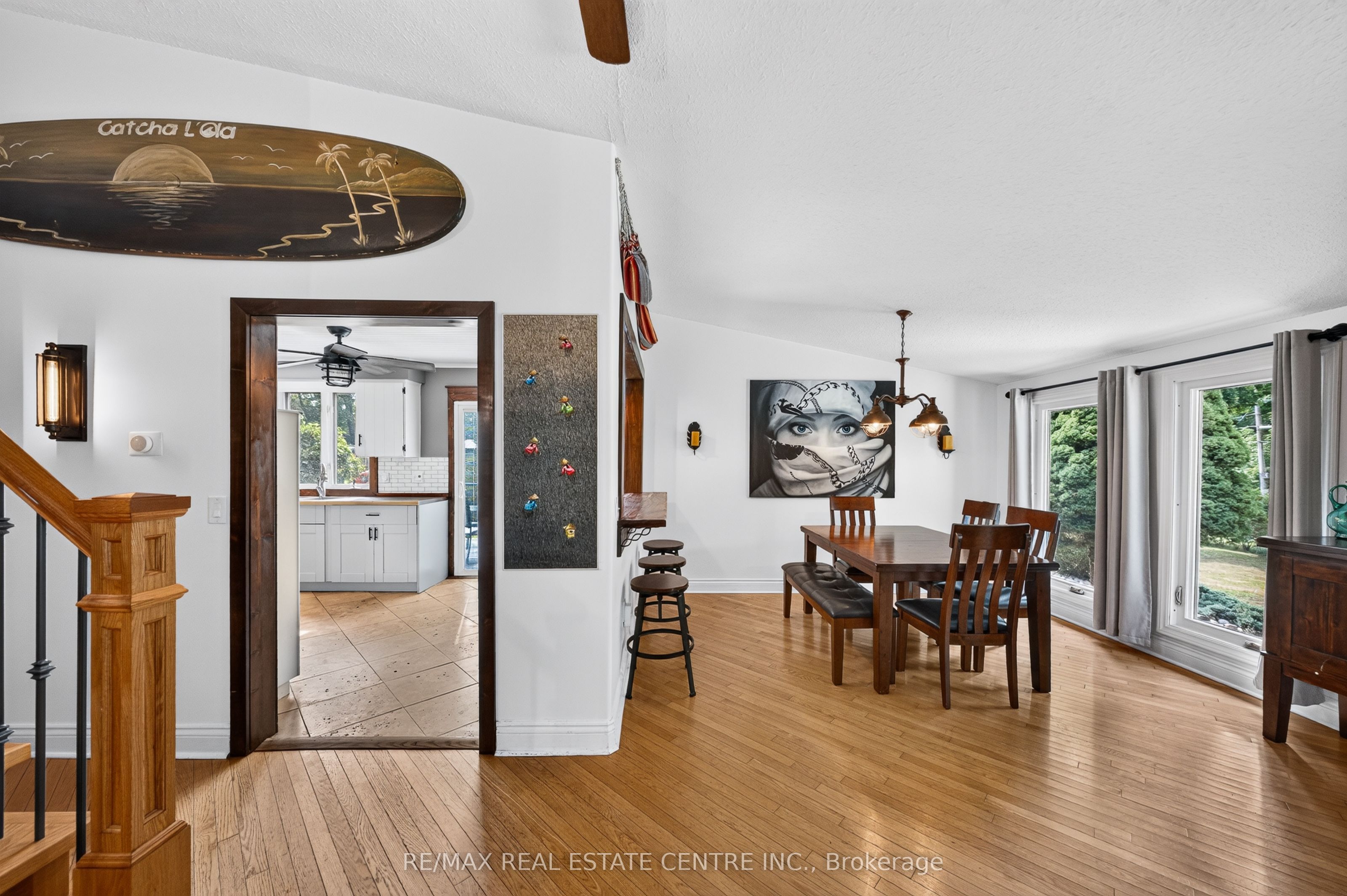 4905 Mapleview Crescent Property Photo 11