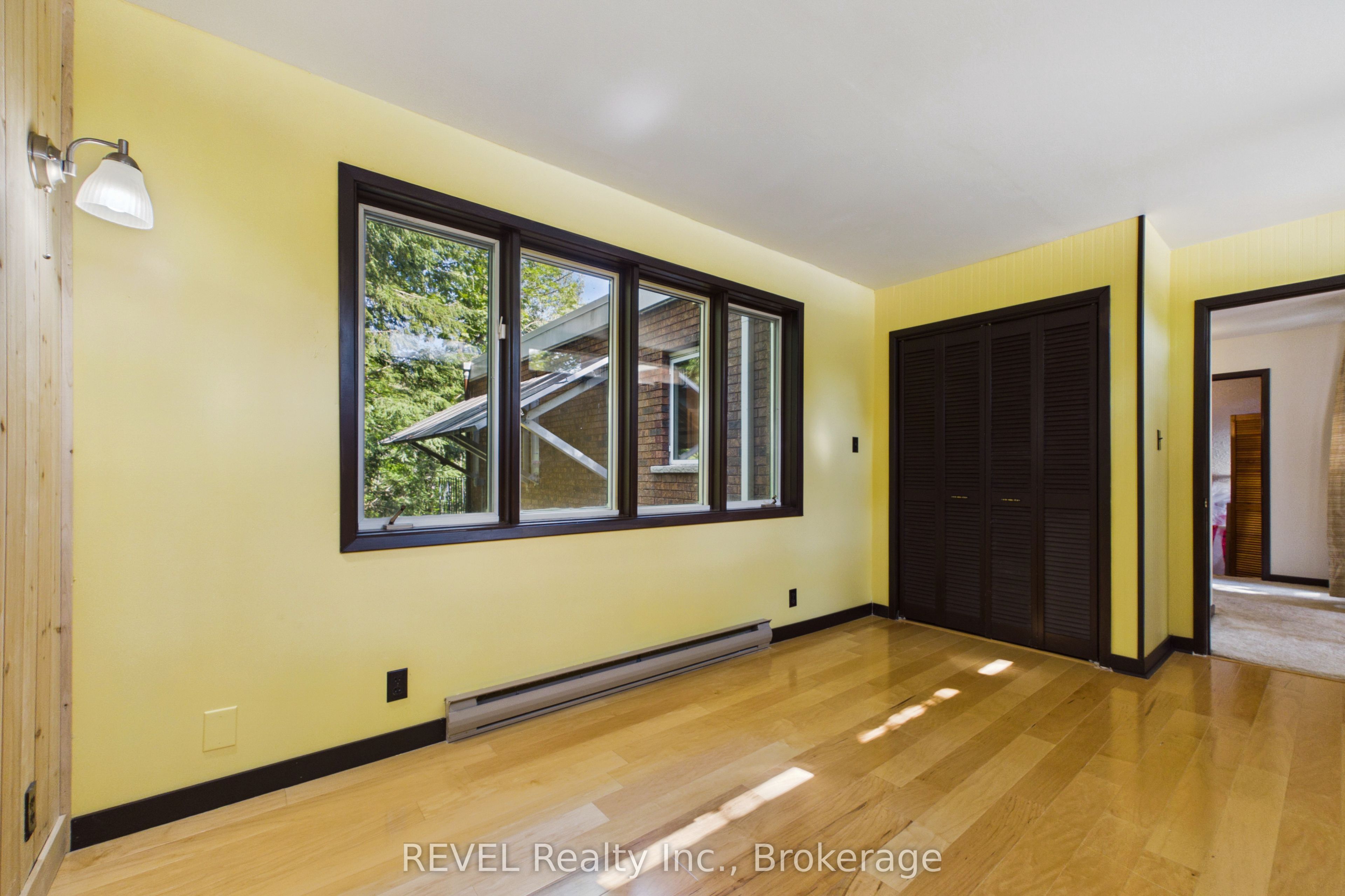 370 Segwun Boulevard Property Photo 23