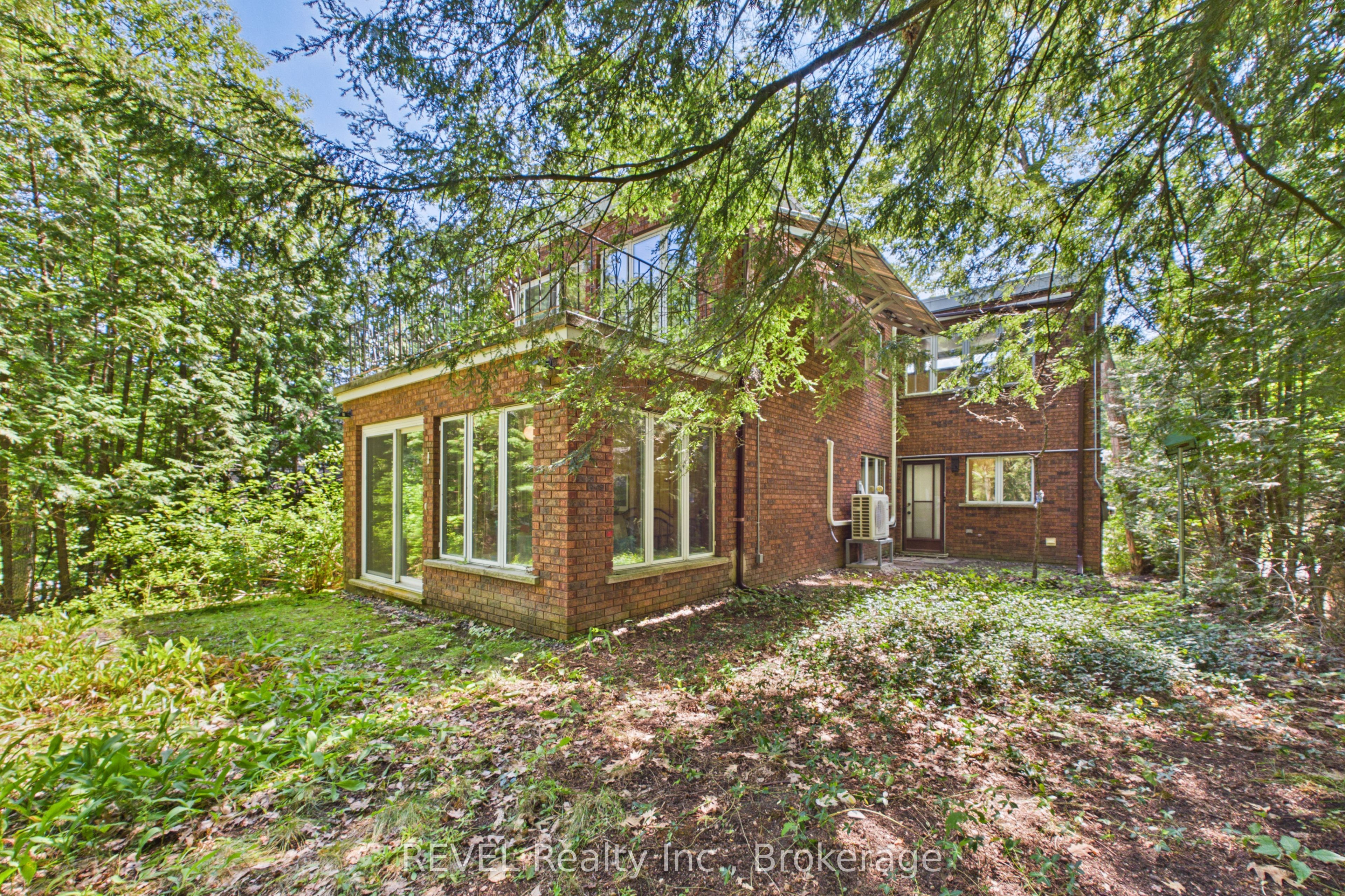 370 Segwun Boulevard Property Photo 33