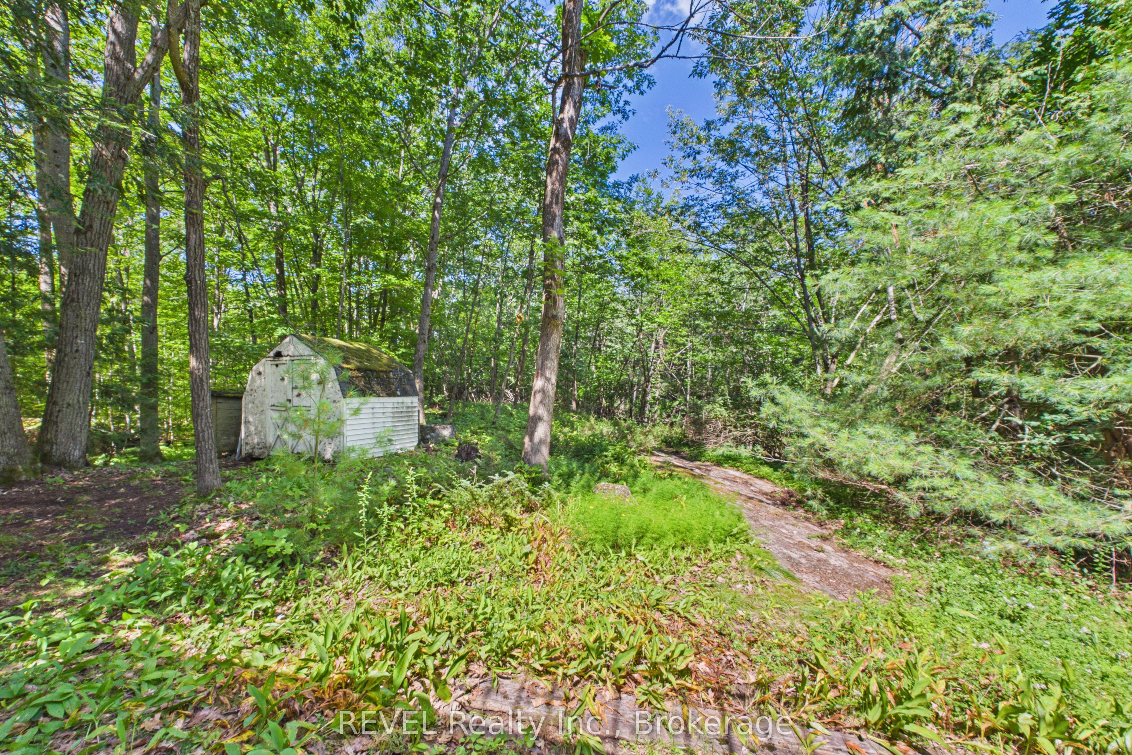 370 Segwun Boulevard Property Photo 35