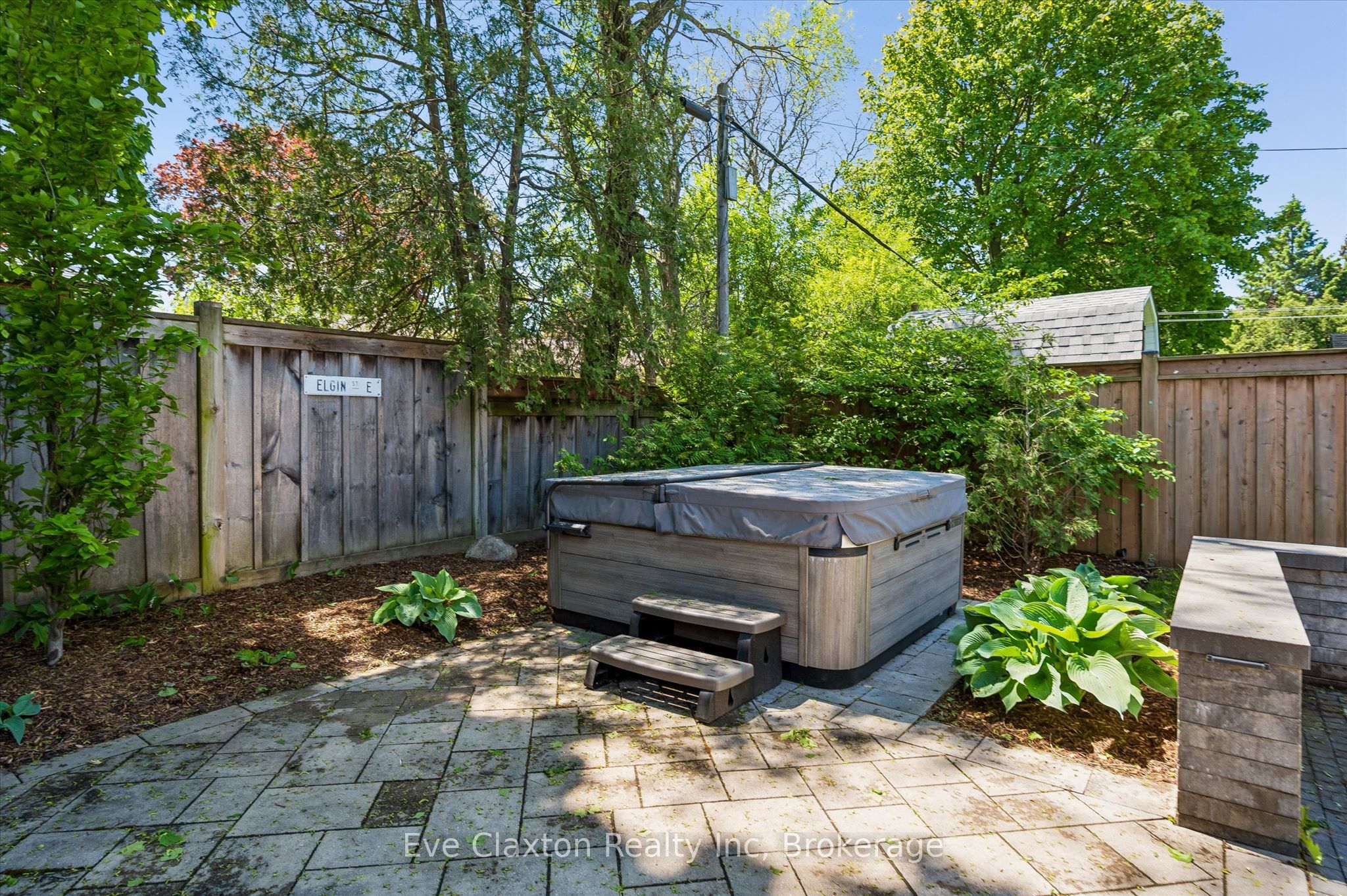 90 Dean Avenue Property Photo 34