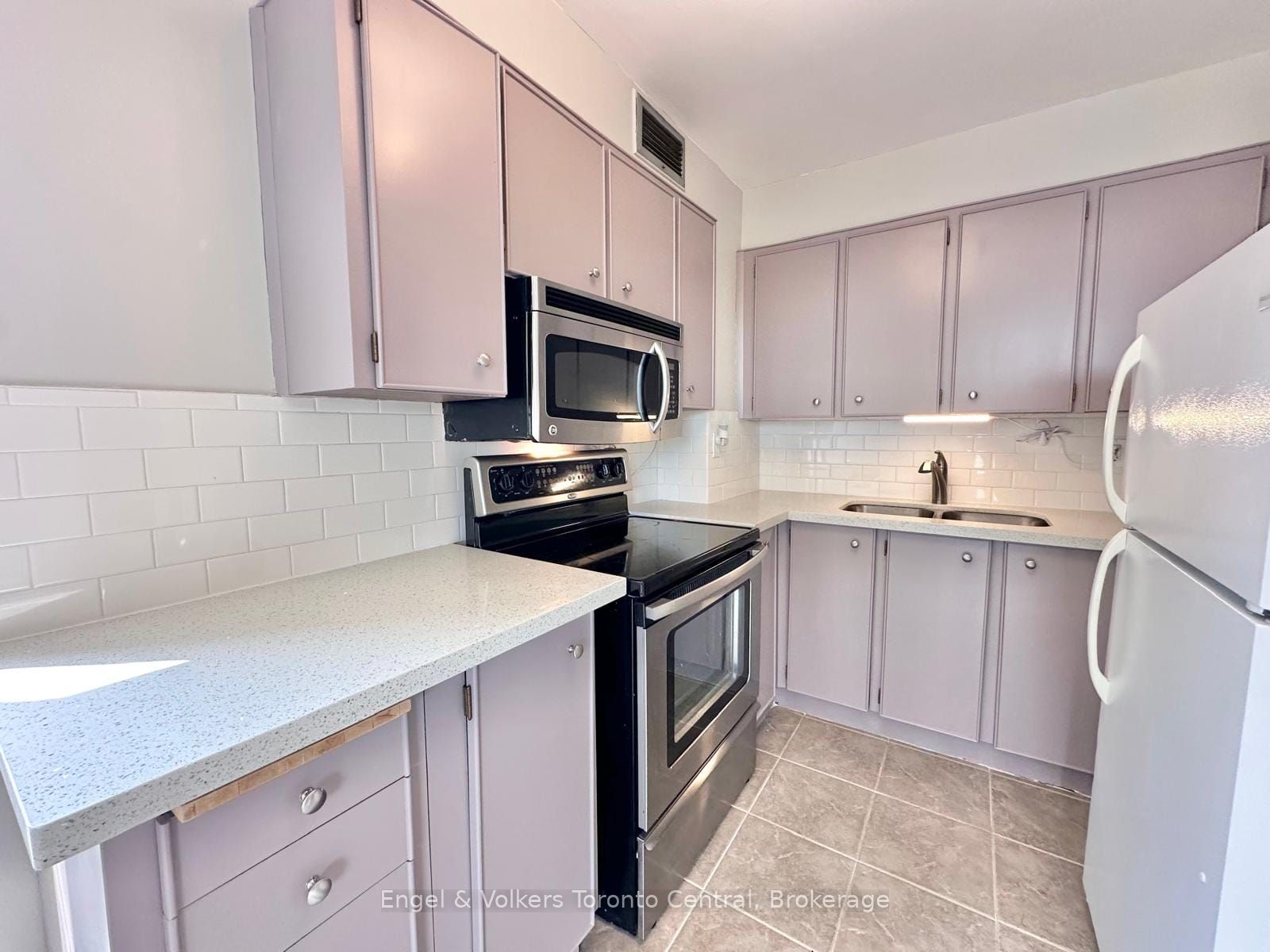 15 Towering Heights Boulevard 502 Property Photo 4