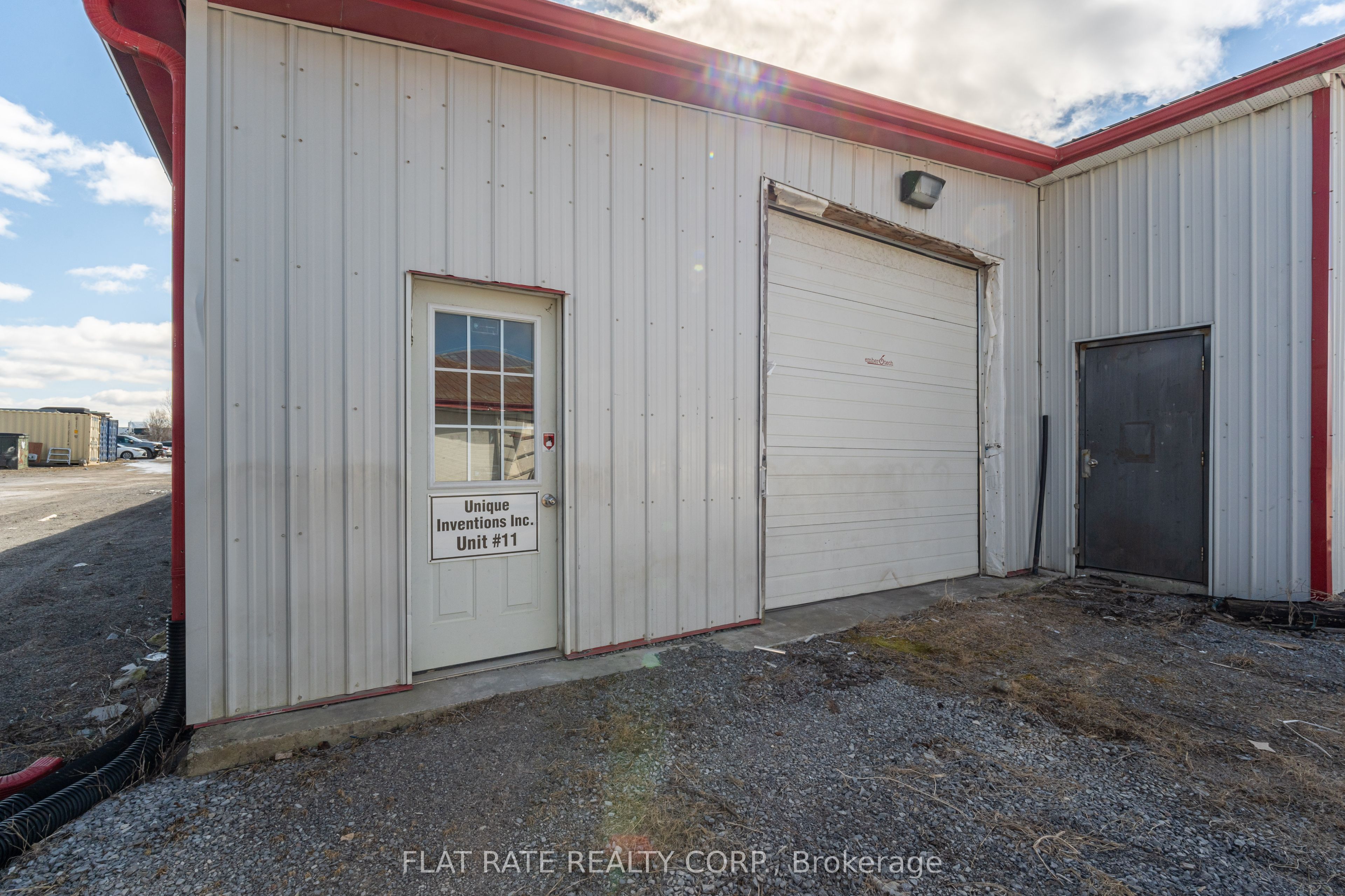 1057 Highway 7 Expressway 9 Property Photo 1