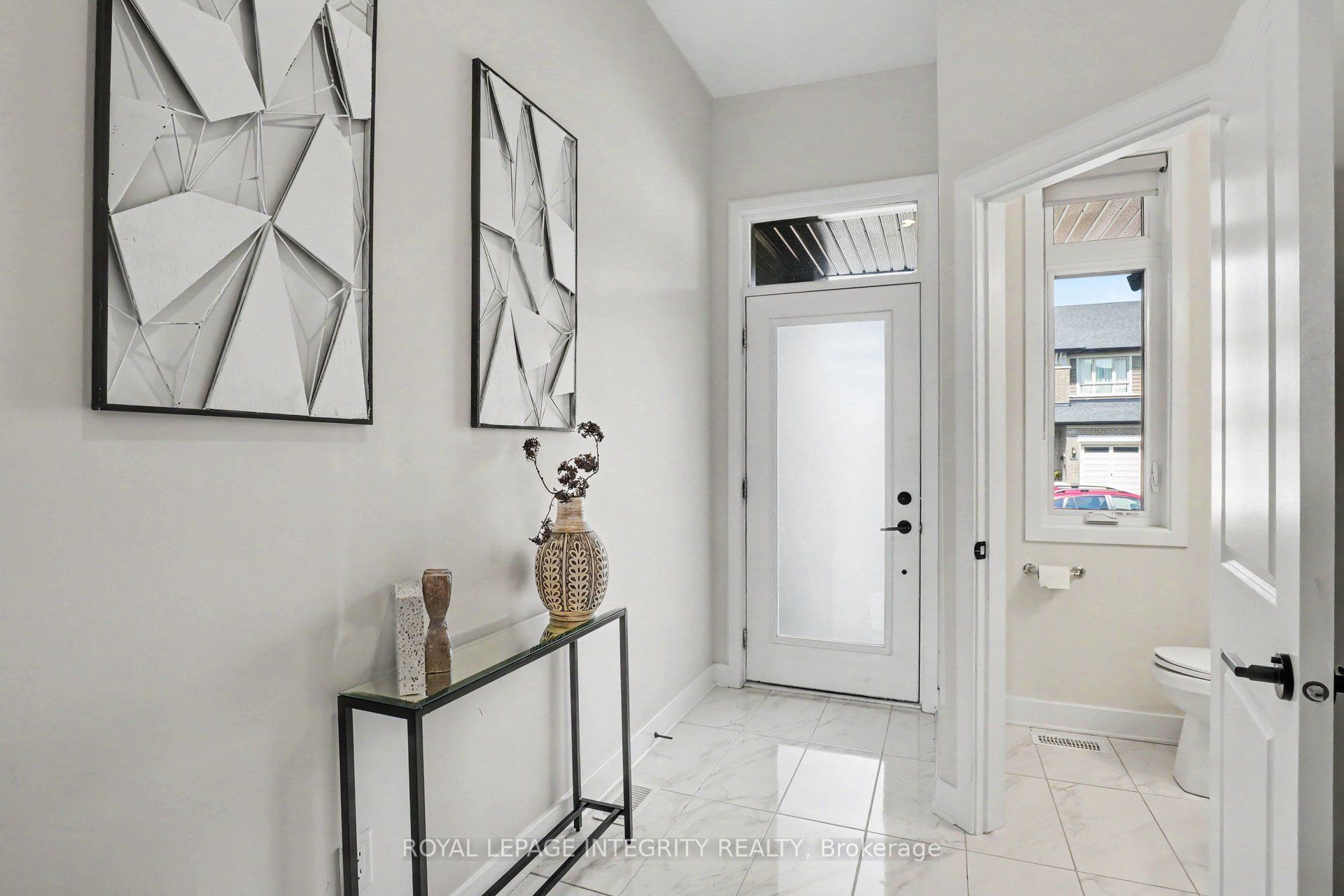 523 Triangle Street Property Photo 4