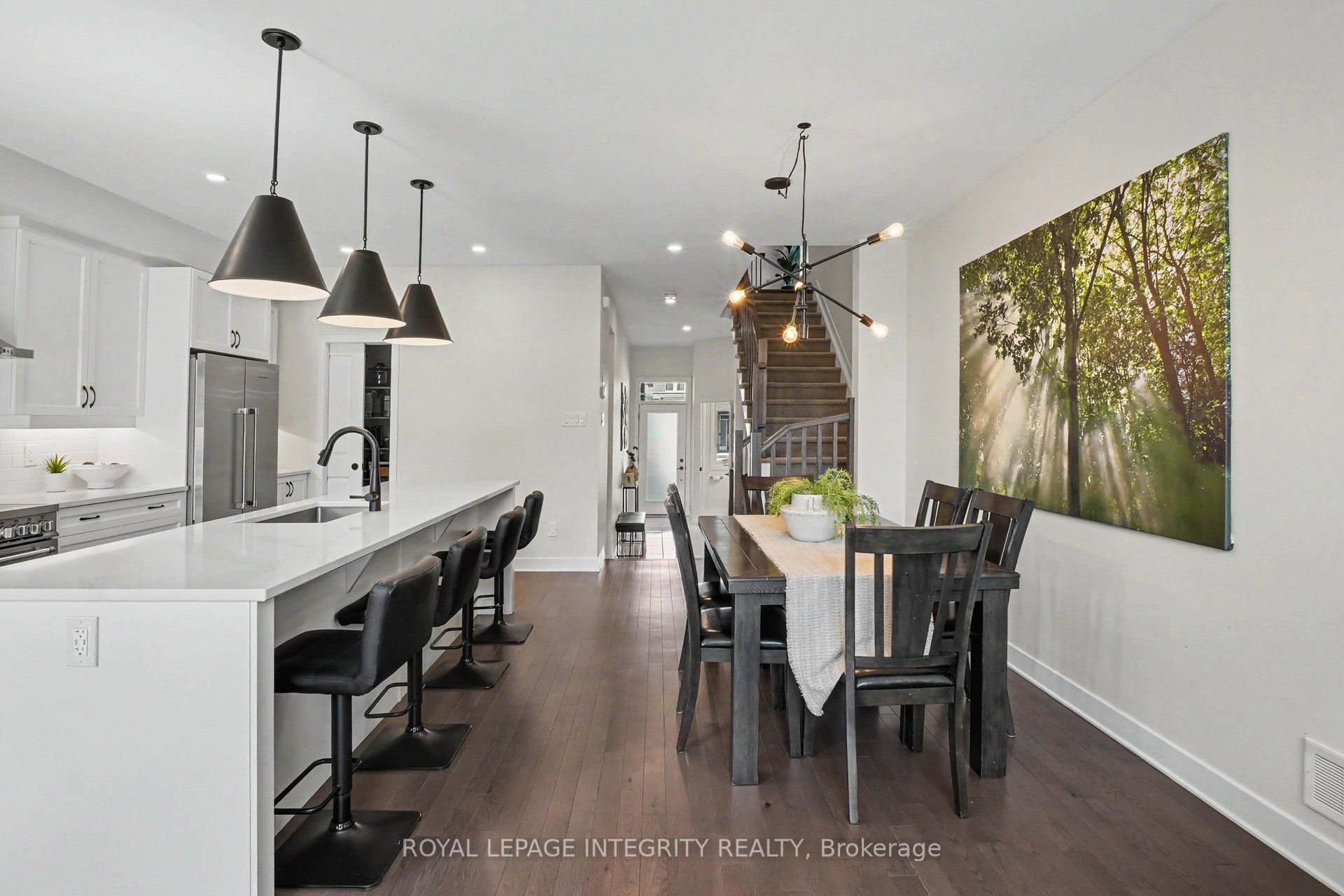 523 Triangle Street Property Photo 9