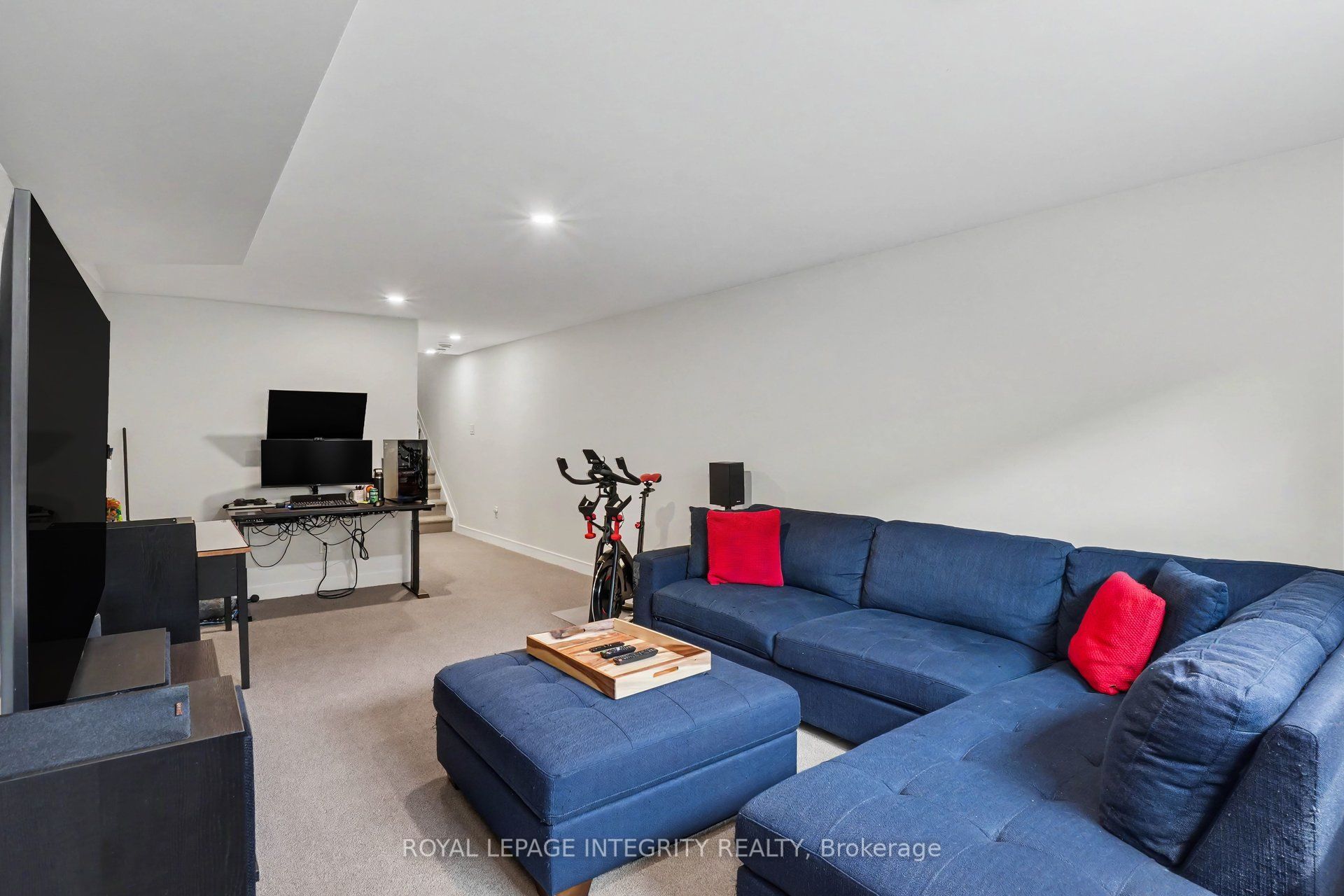 523 Triangle Street Property Photo 35
