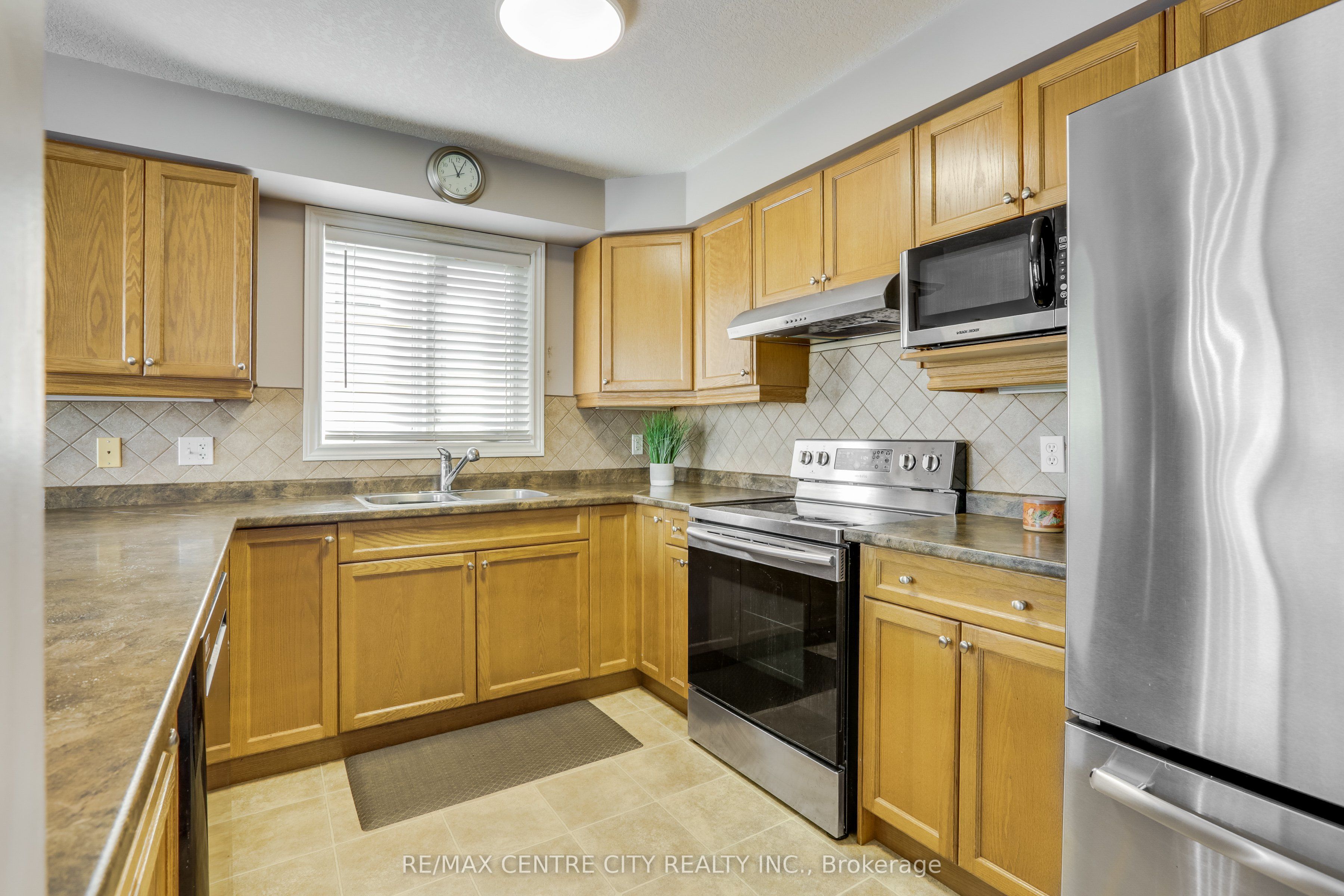 178 Mcmahen Street Property Photo 13
