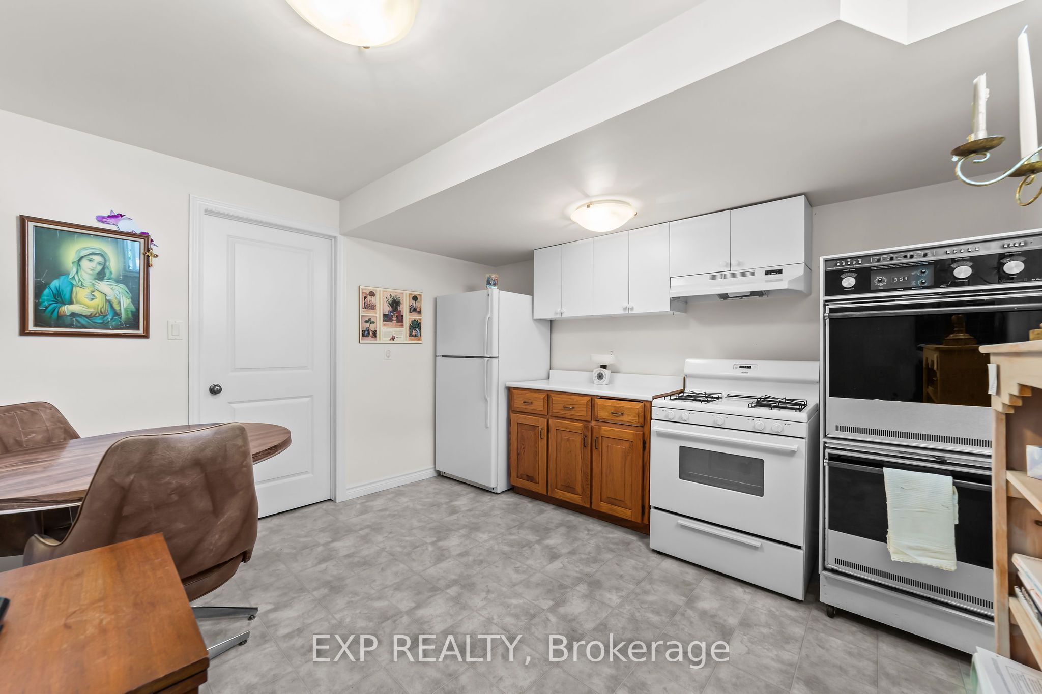 1991 Whippoorwill Place Property Photo 28