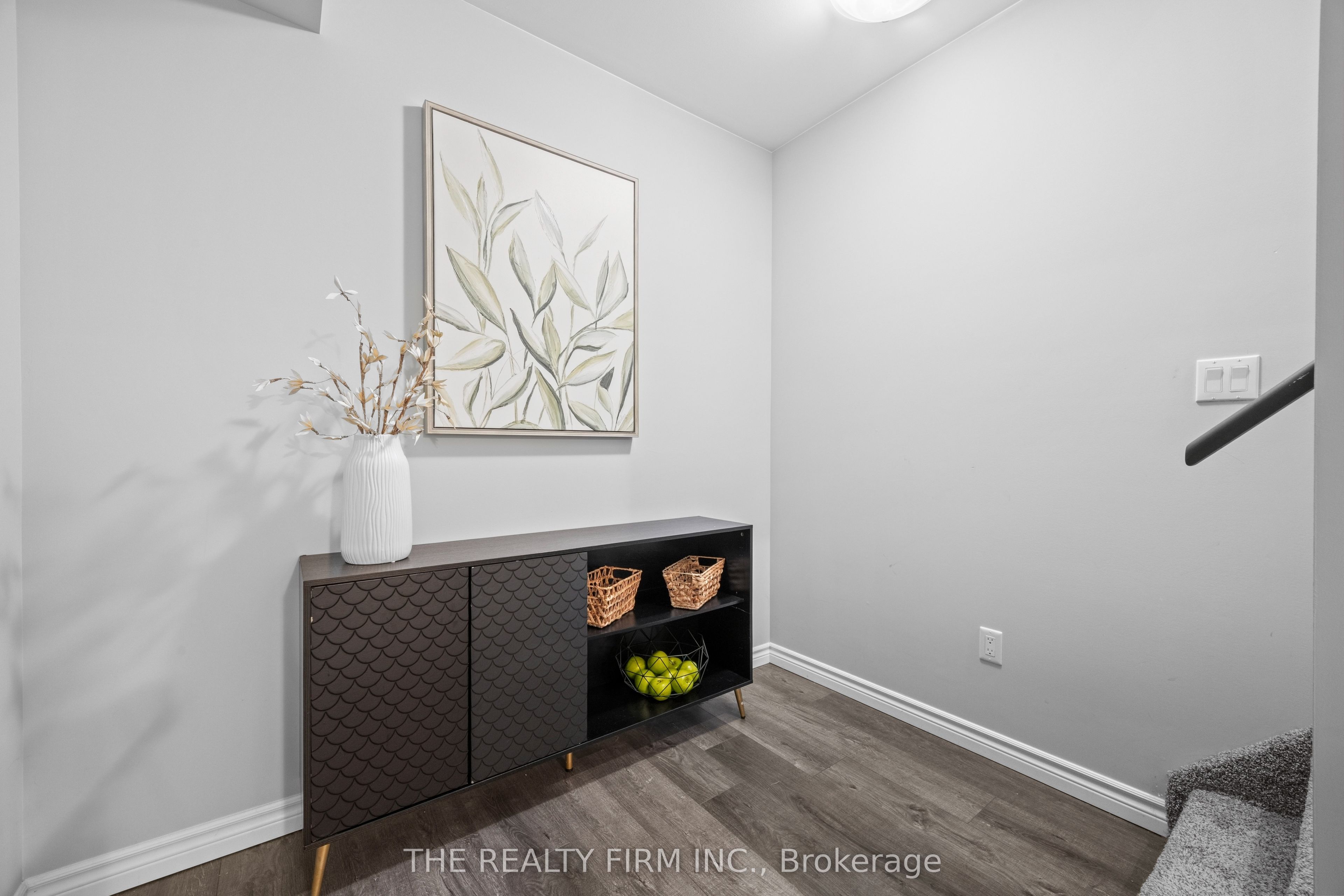 20 Sandy Court Property Photo 33