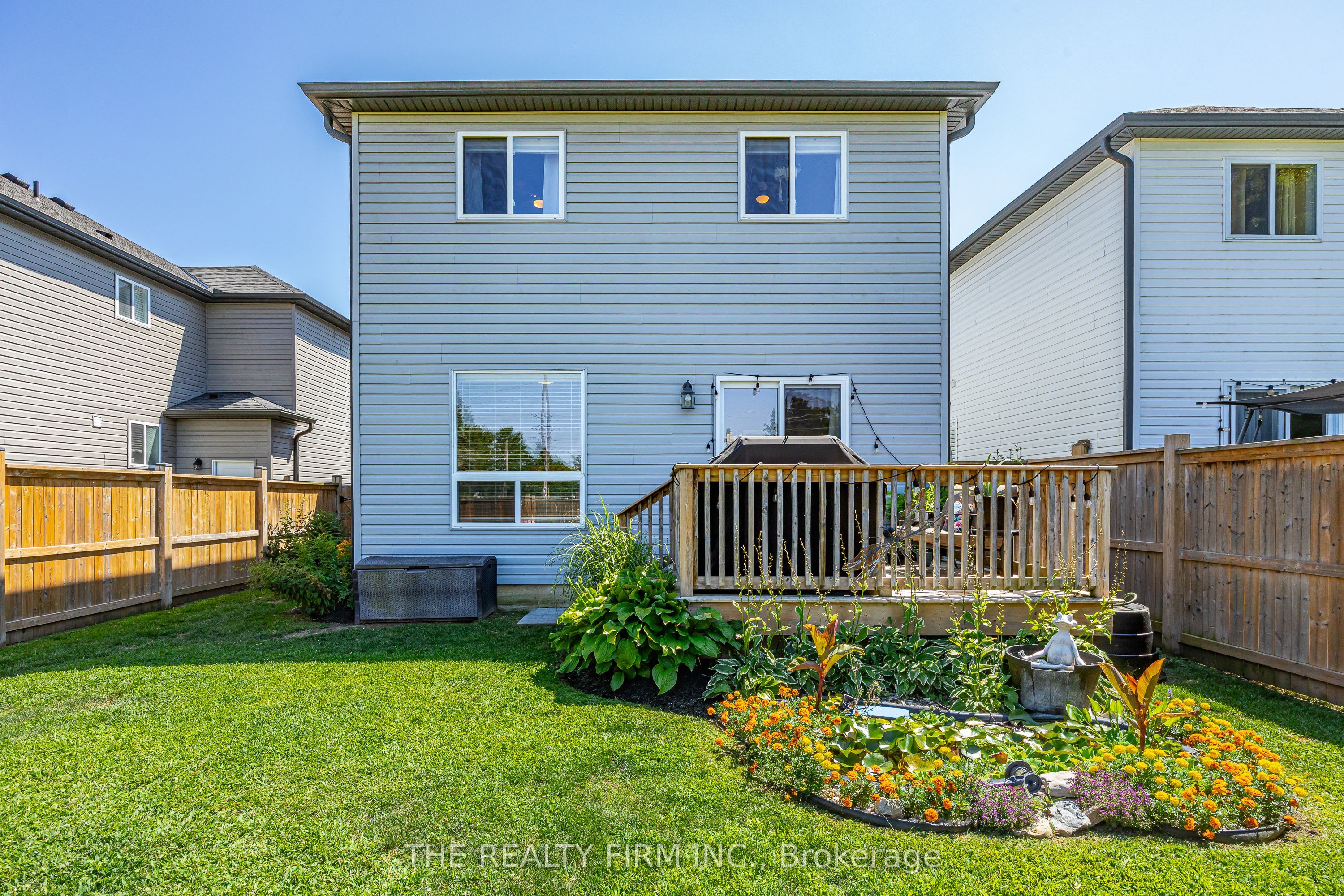 20 Sandy Court Property Photo 43