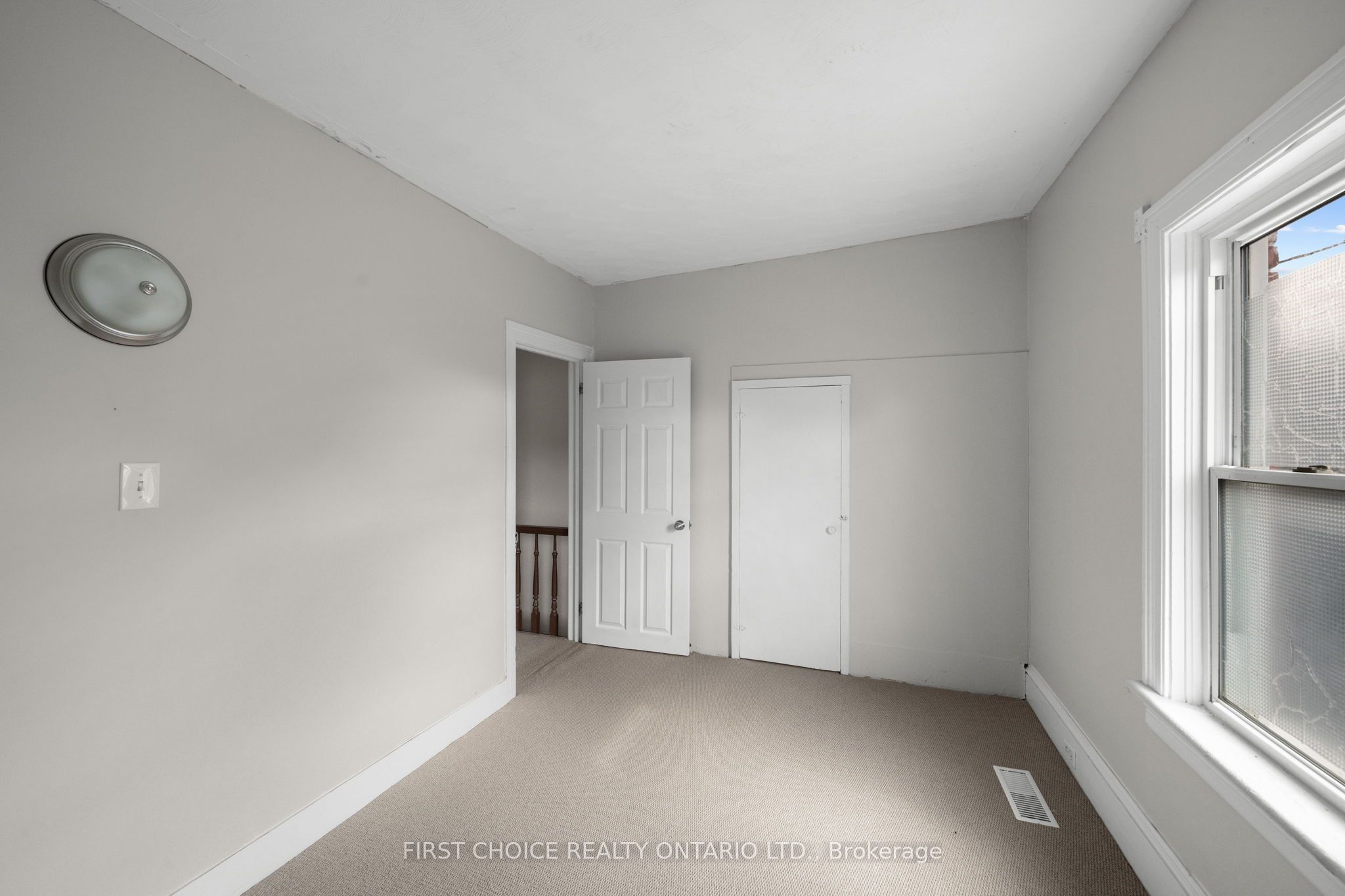 9-11 Ogden Avenue Property Photo 20