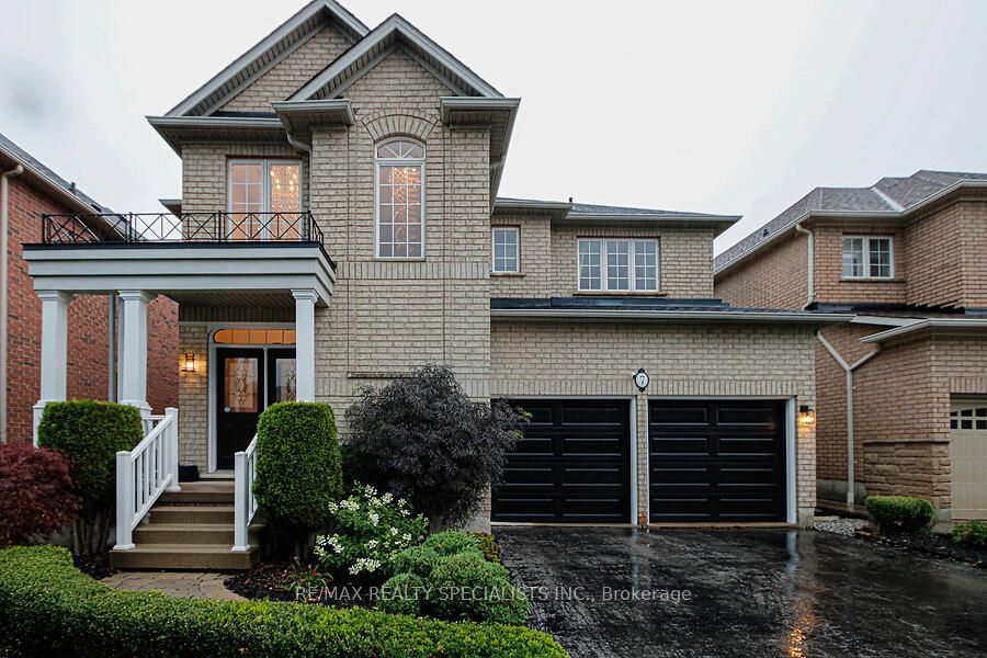 7 Kingspoint Circle Property Photo 1