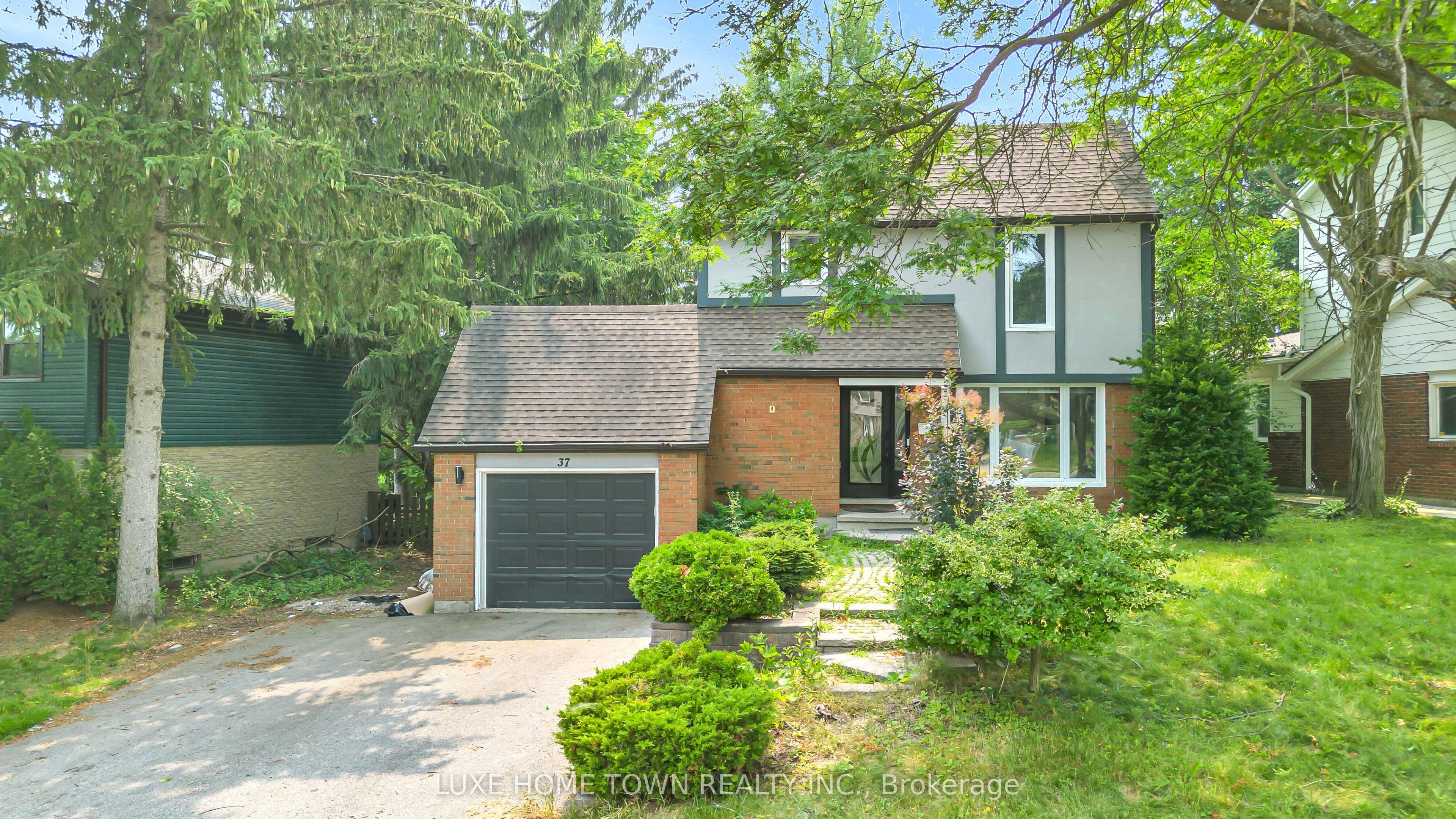 37 Ferman Drive Property Photo 3