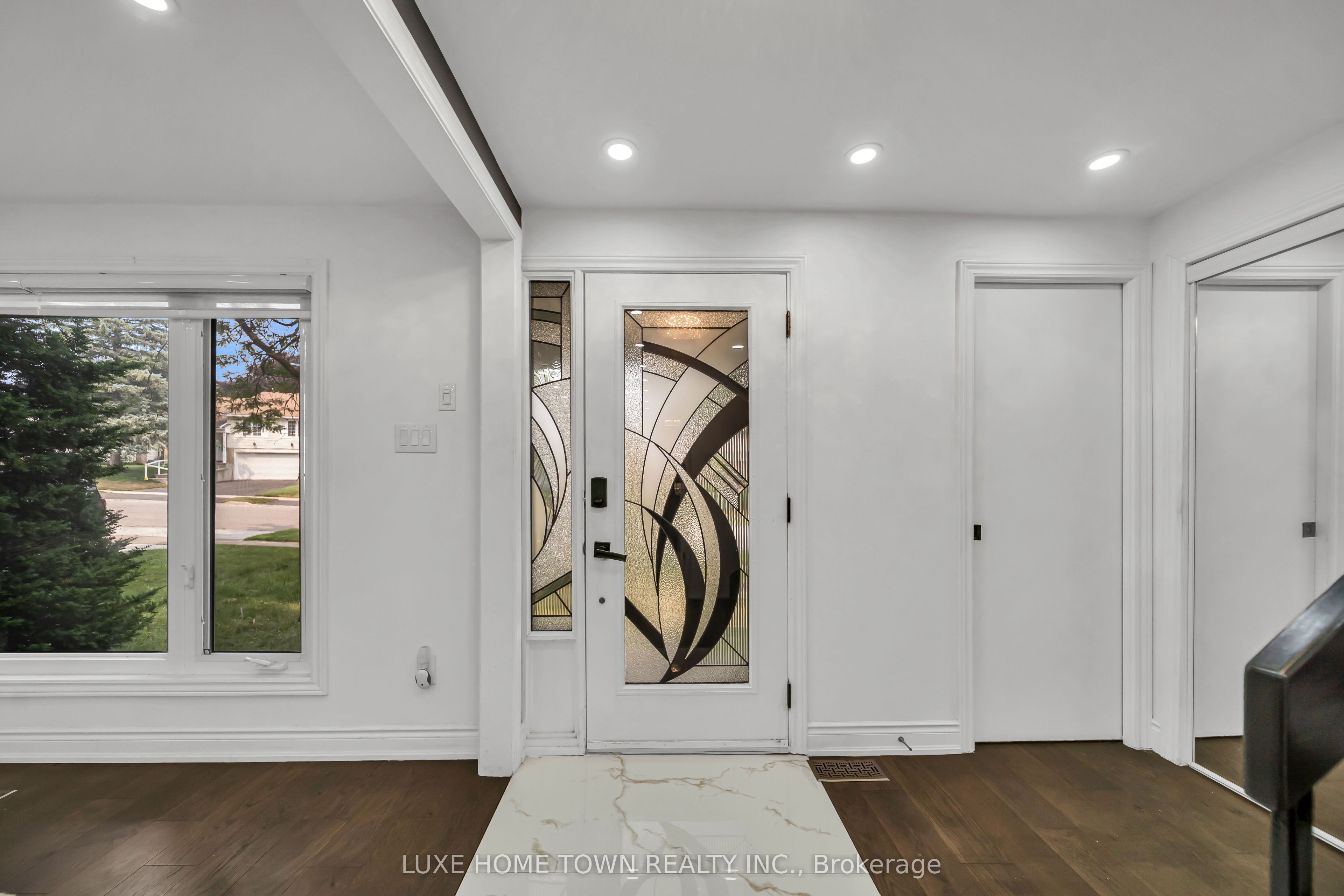 37 Ferman Drive Property Photo 6