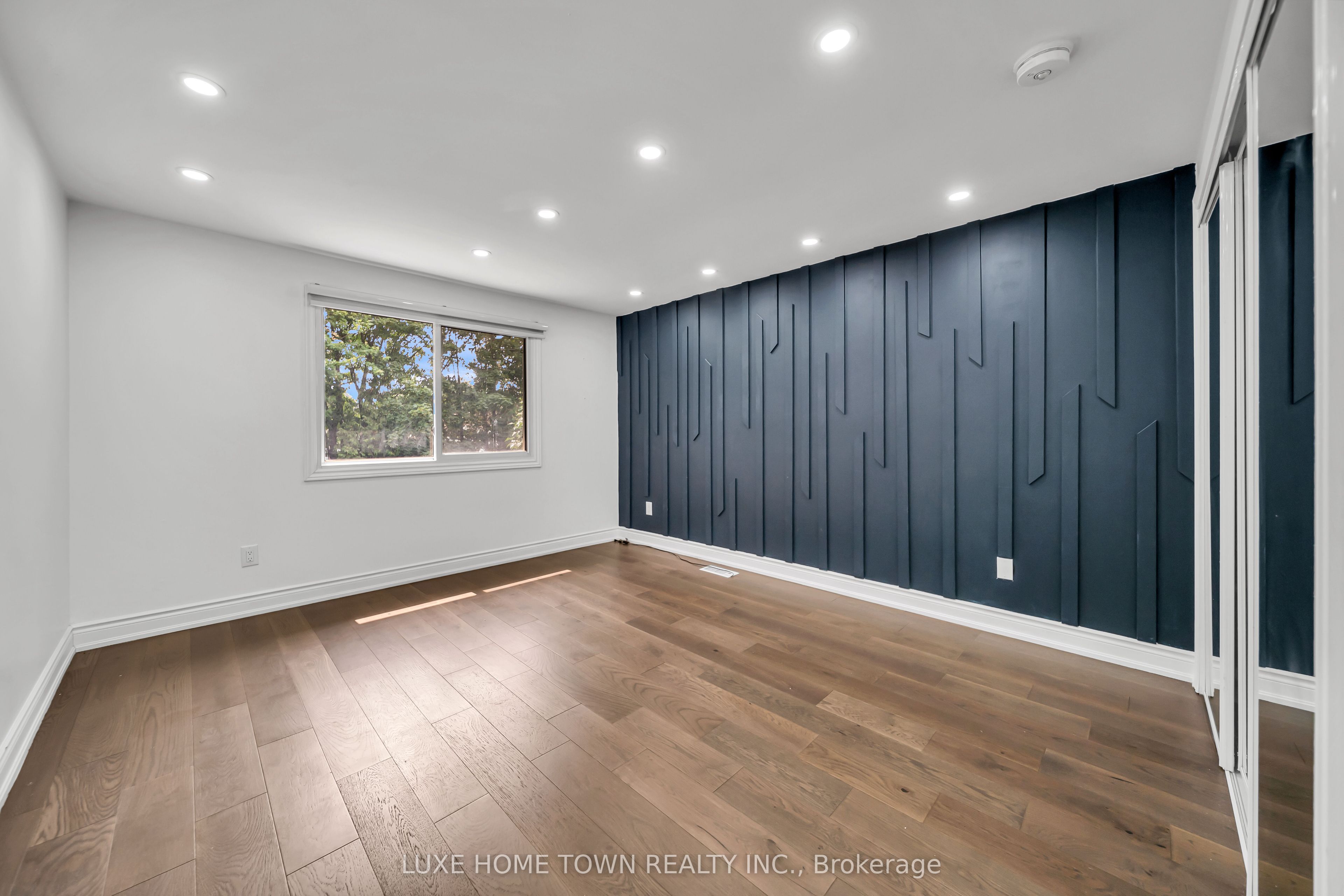 37 Ferman Drive Property Photo 28