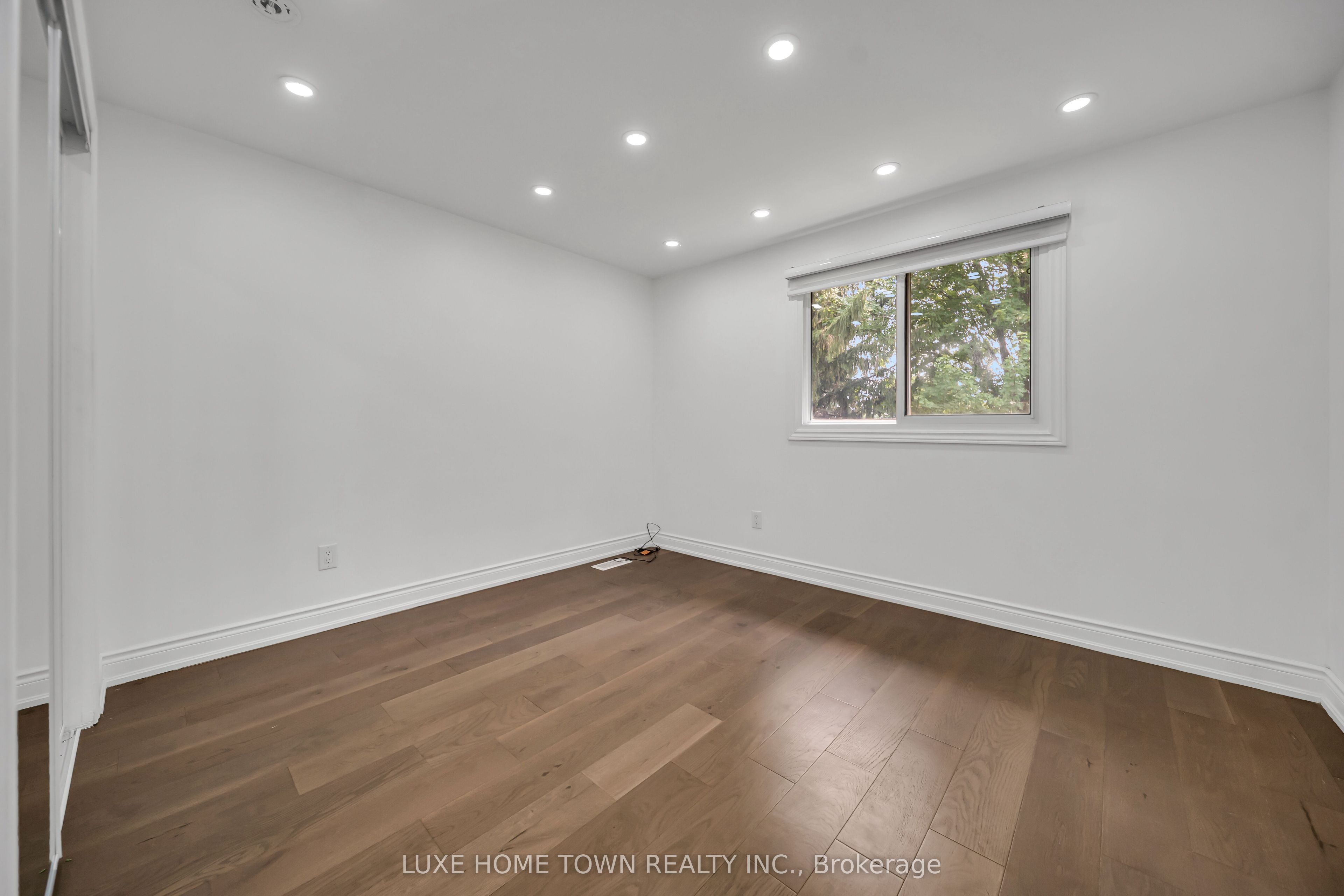 37 Ferman Drive Property Photo 30
