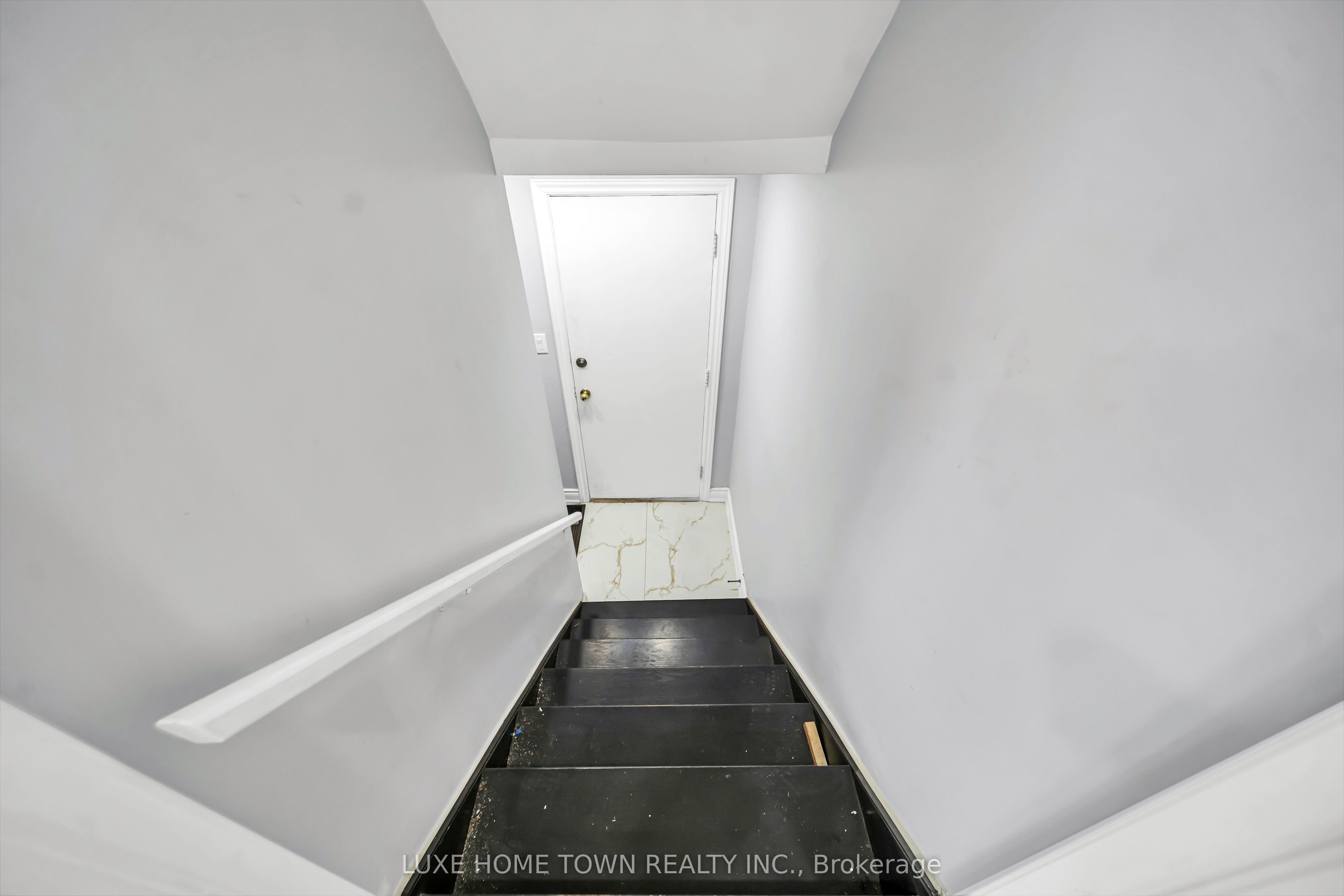 37 Ferman Drive Property Photo 32