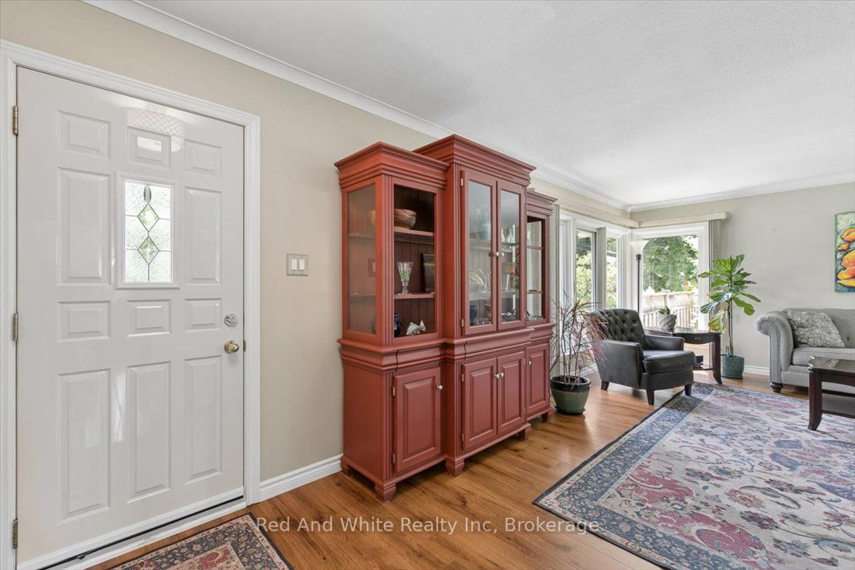 138 Blueridge Avenue Property Photo 4