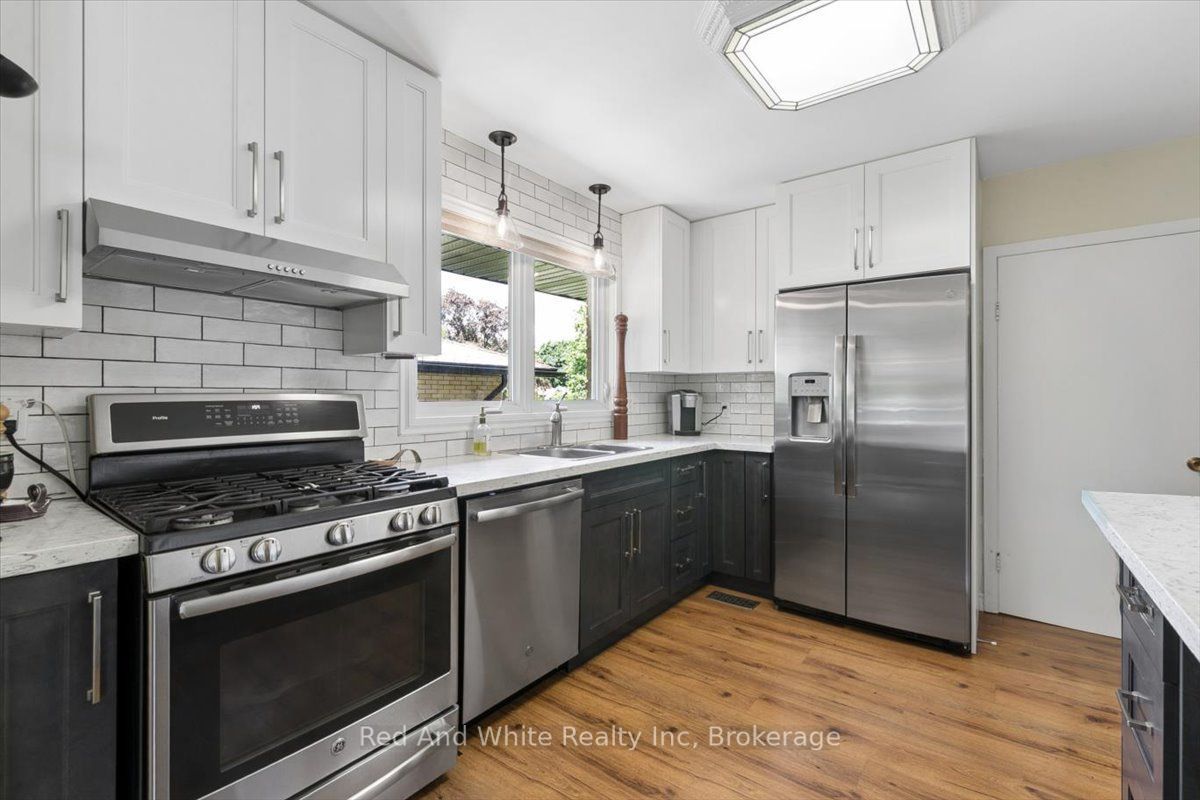138 Blueridge Avenue Property Photo 10