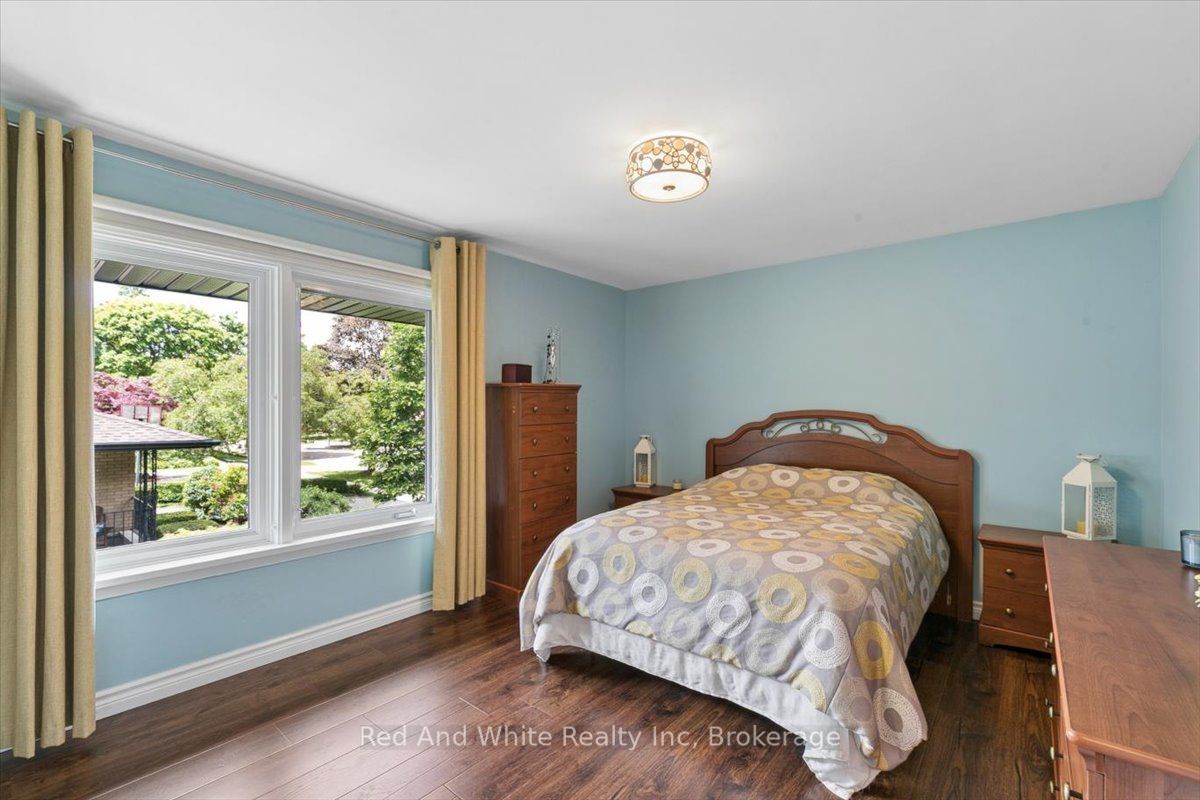 138 Blueridge Avenue Property Photo 14