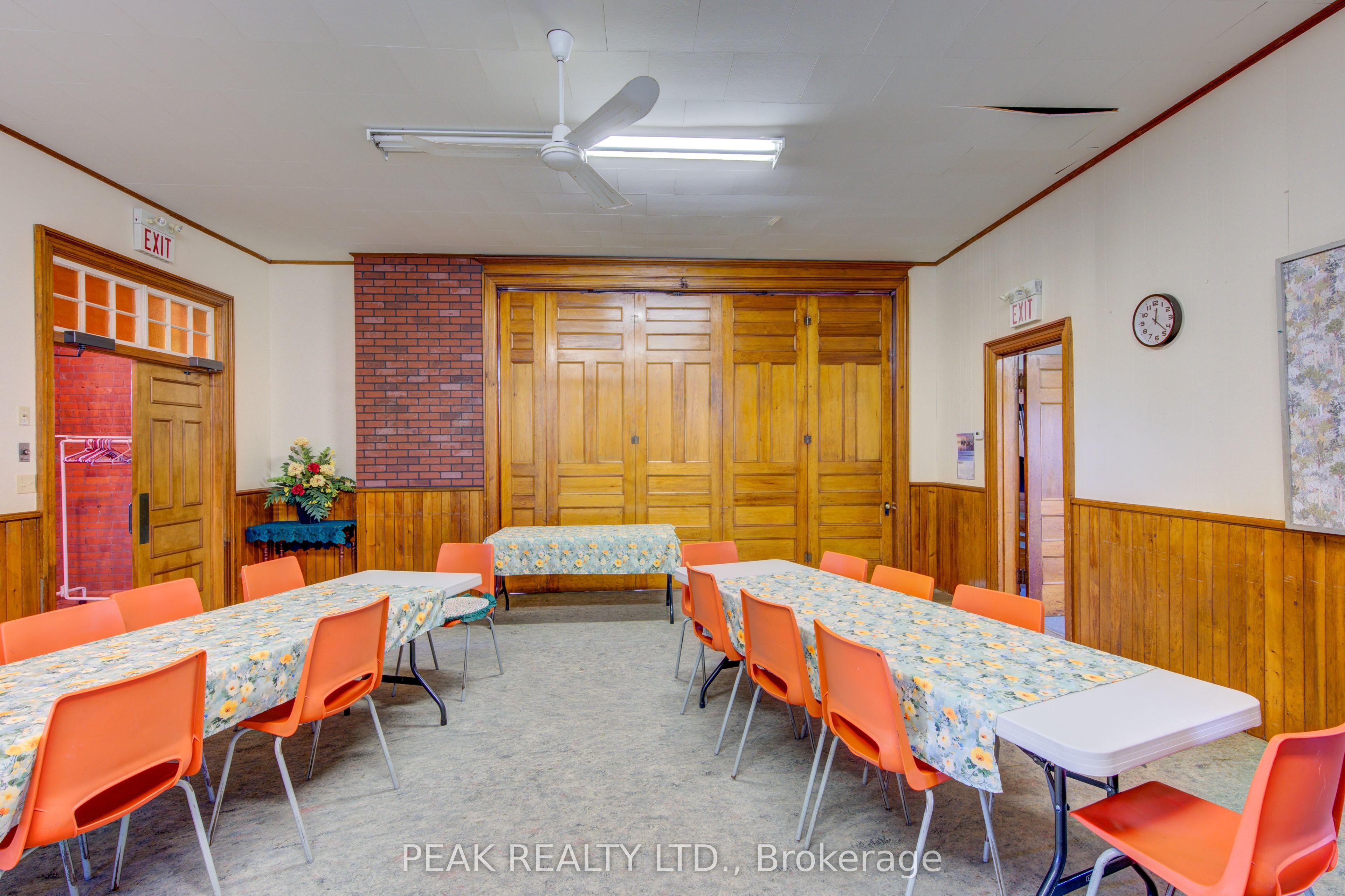 676241 16th Line Property Photo 6