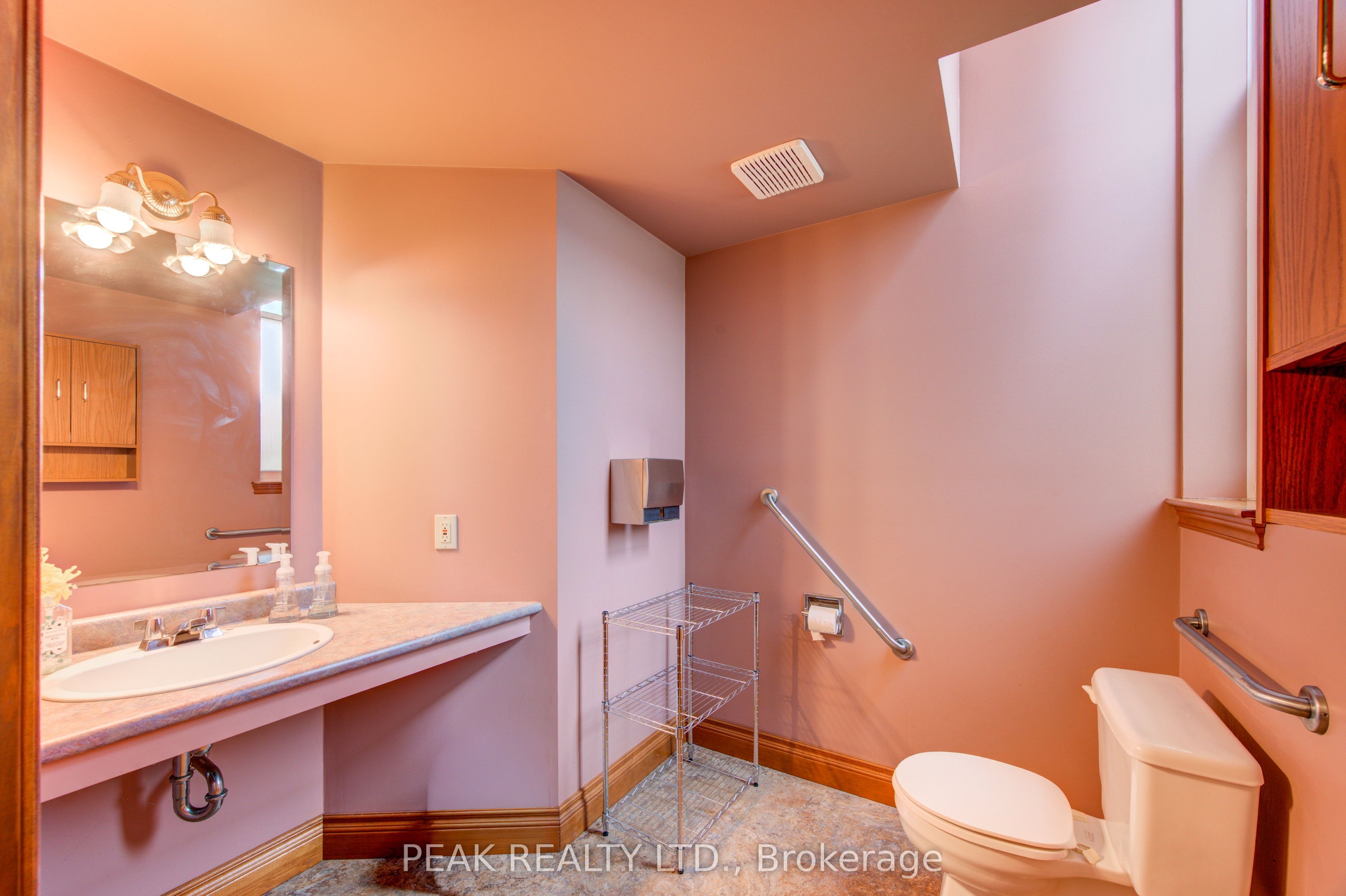676241 16th Line Property Photo 10