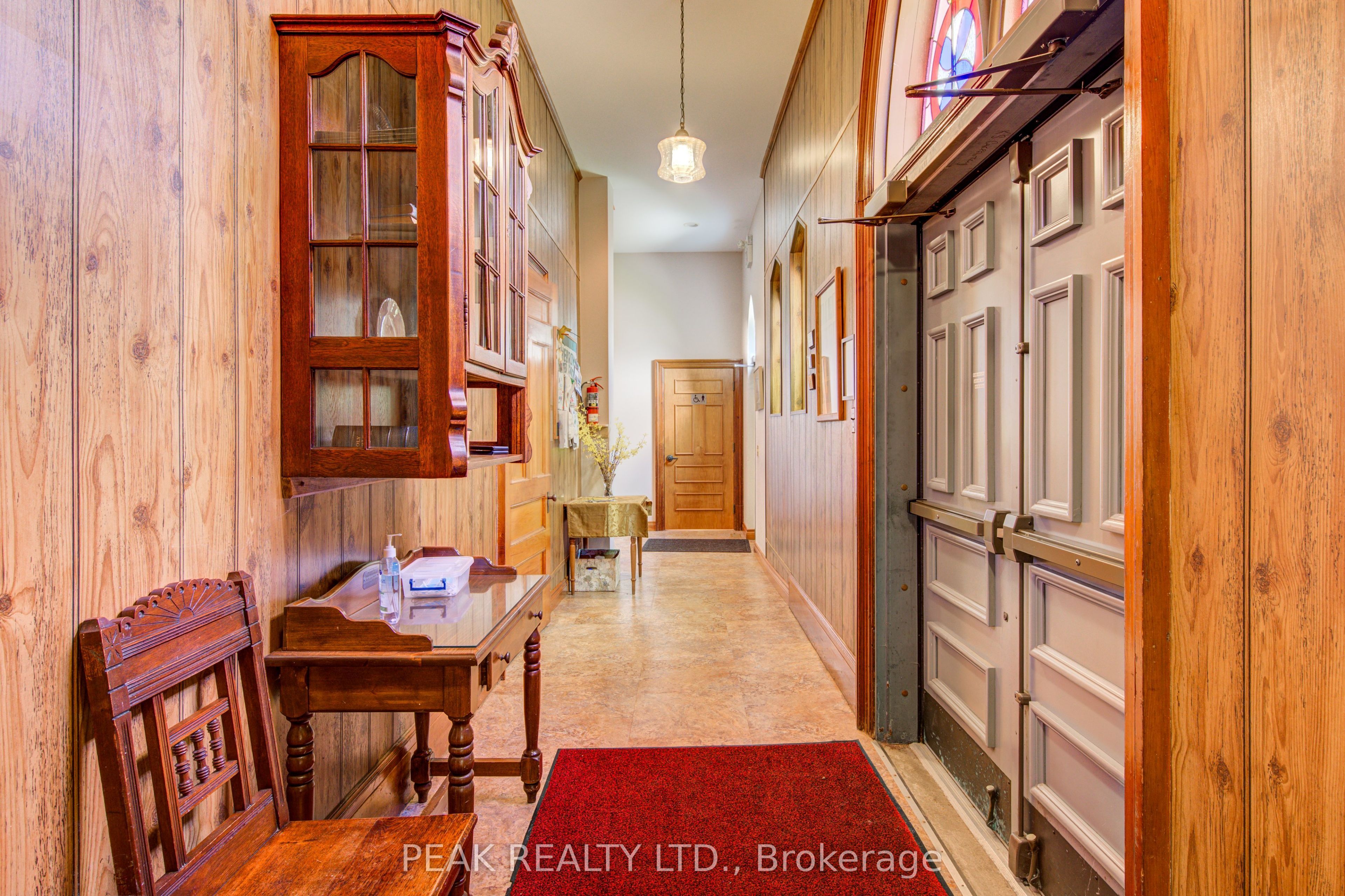 676241 16th Line Property Photo 32