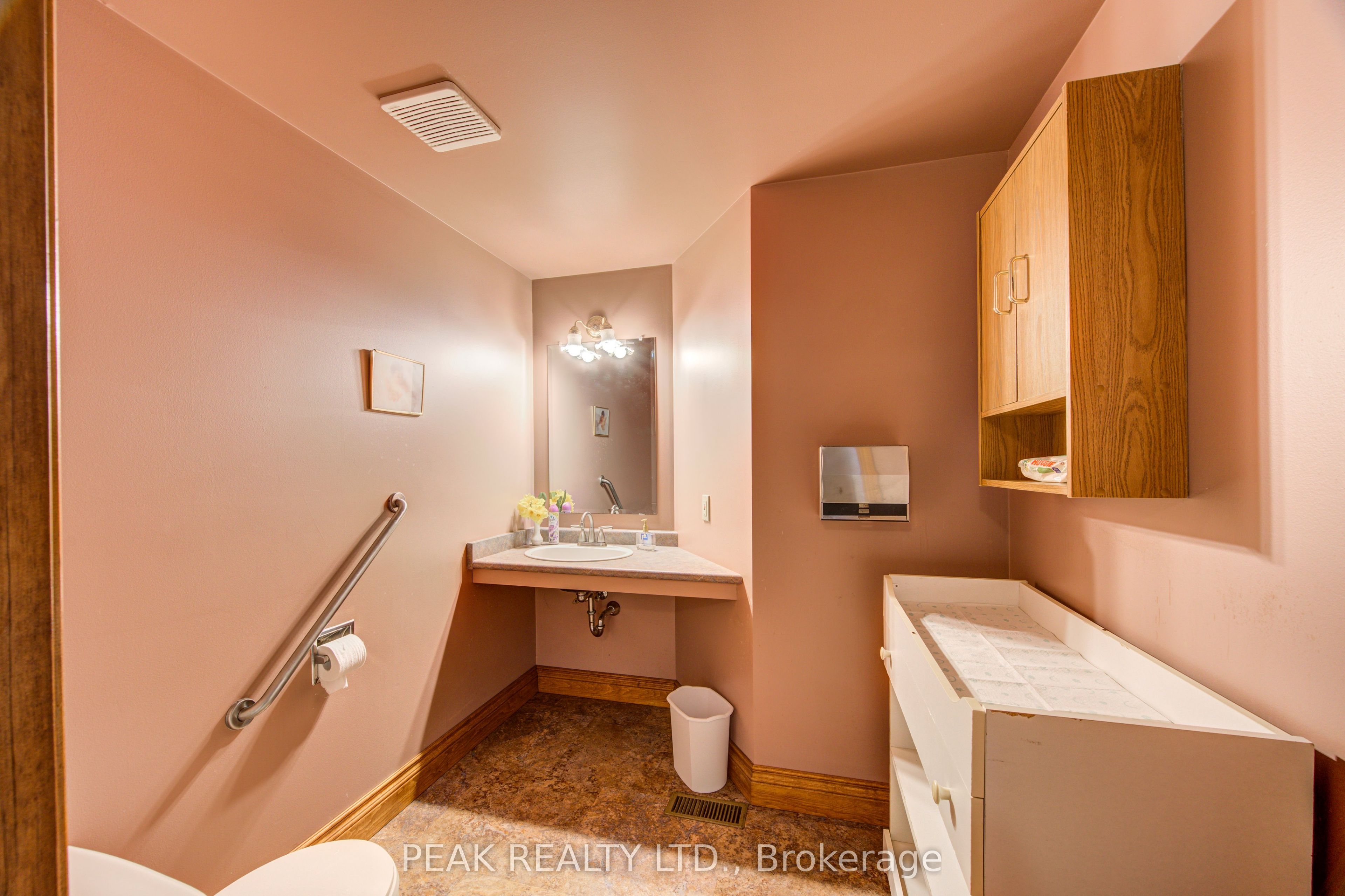 676241 16th Line Property Photo 33