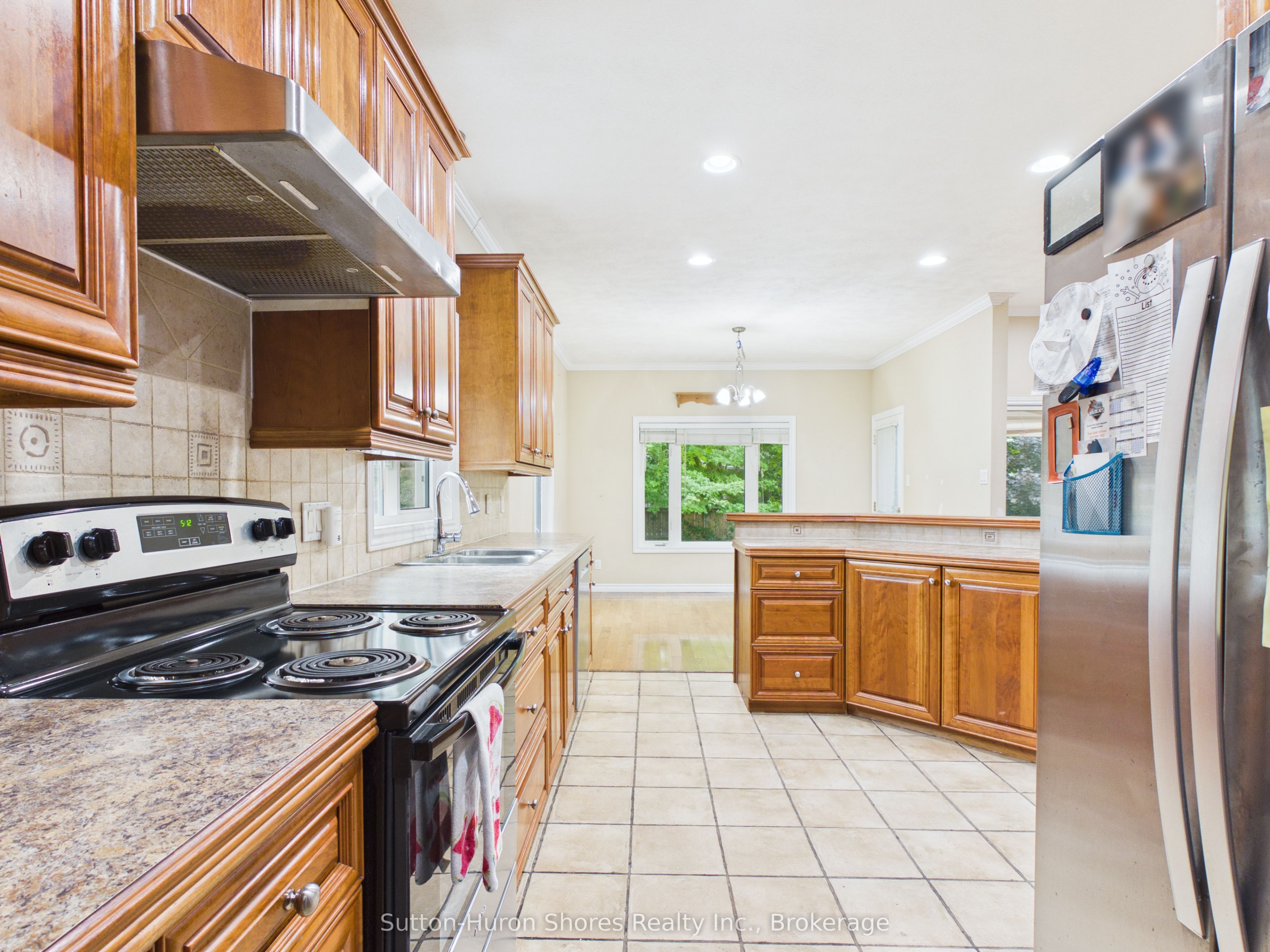 490 Bluewater Drive Property Photo 7