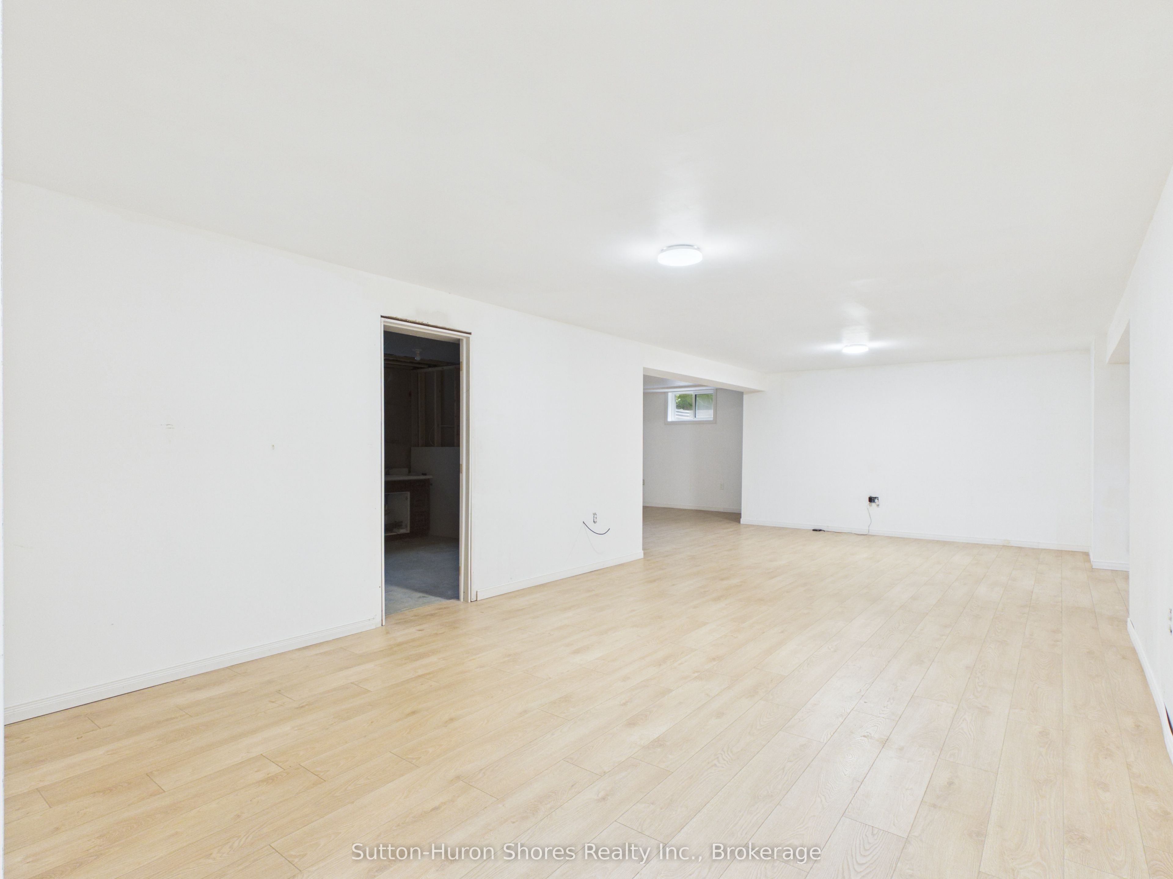 490 Bluewater Drive Property Photo 21
