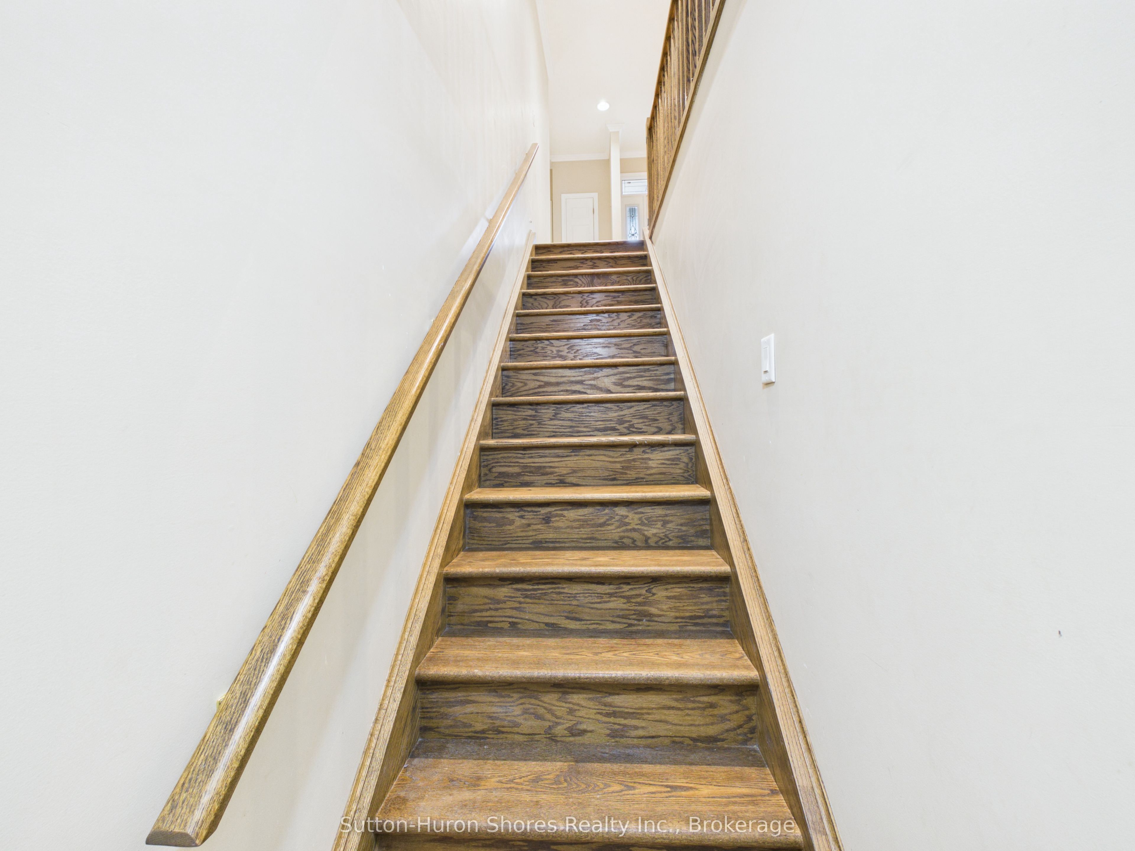 490 Bluewater Drive Property Photo 23