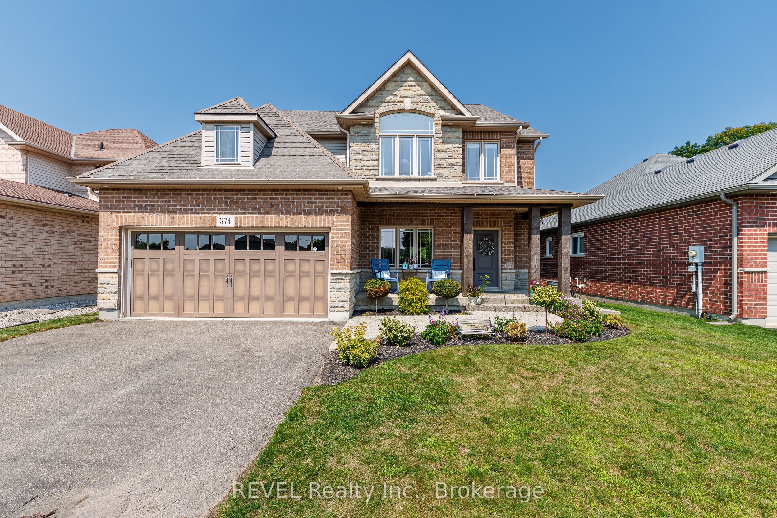 374 Hillsdale Road Property Photo 1