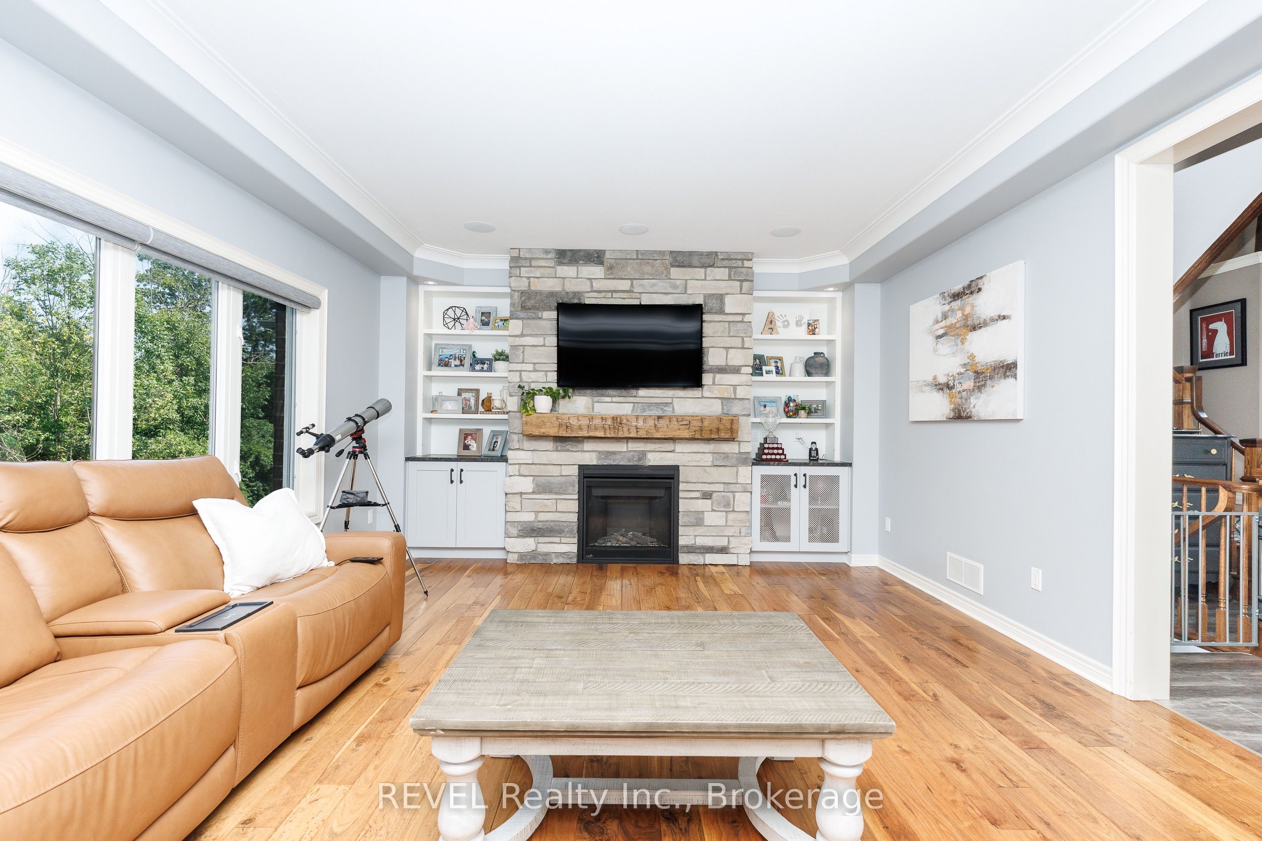 374 Hillsdale Road Property Photo 7