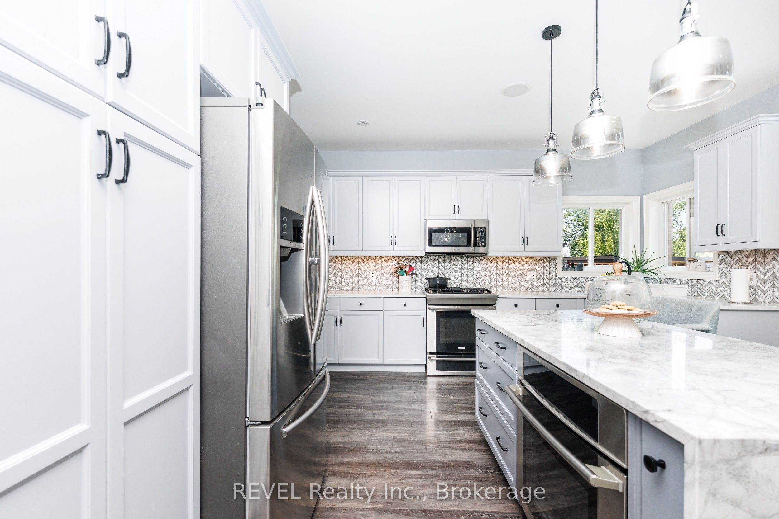374 Hillsdale Road Property Photo 11