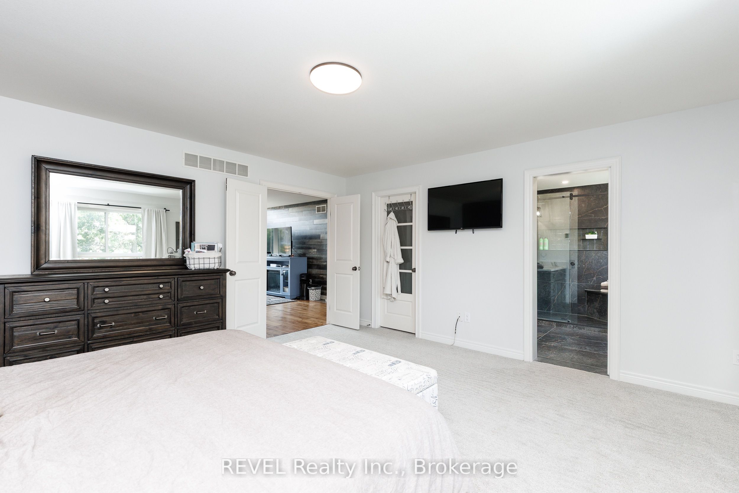 374 Hillsdale Road Property Photo 24