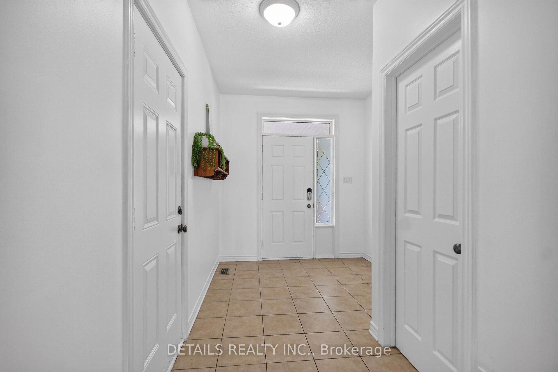 250 Flodden Way Property Photo 4