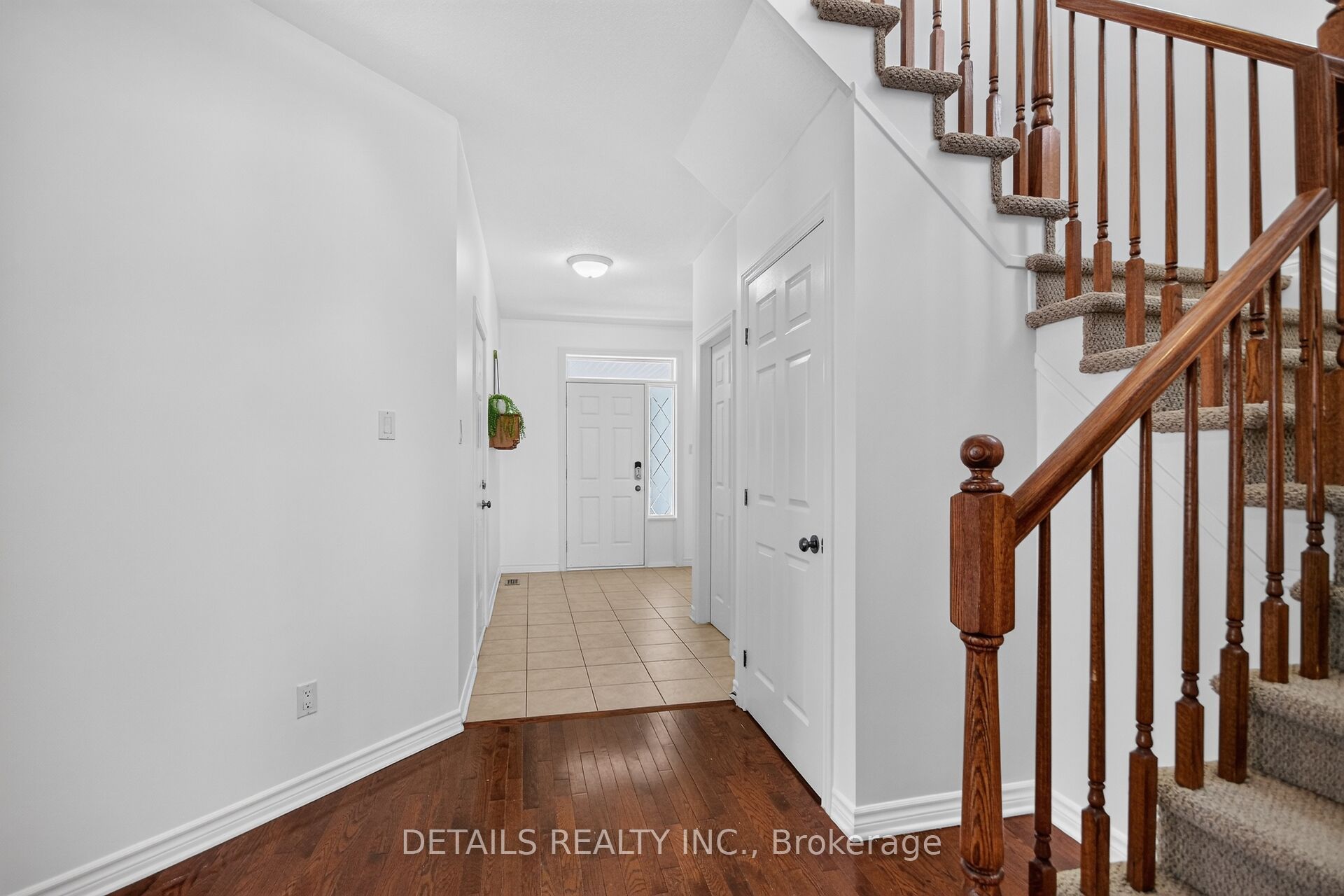 250 Flodden Way Property Photo 6