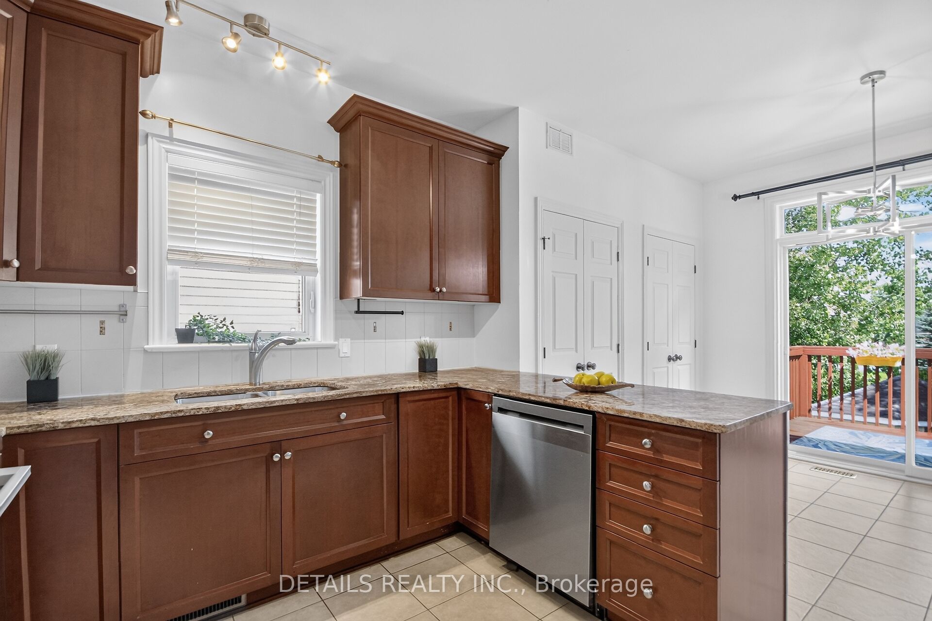 250 Flodden Way Property Photo 21