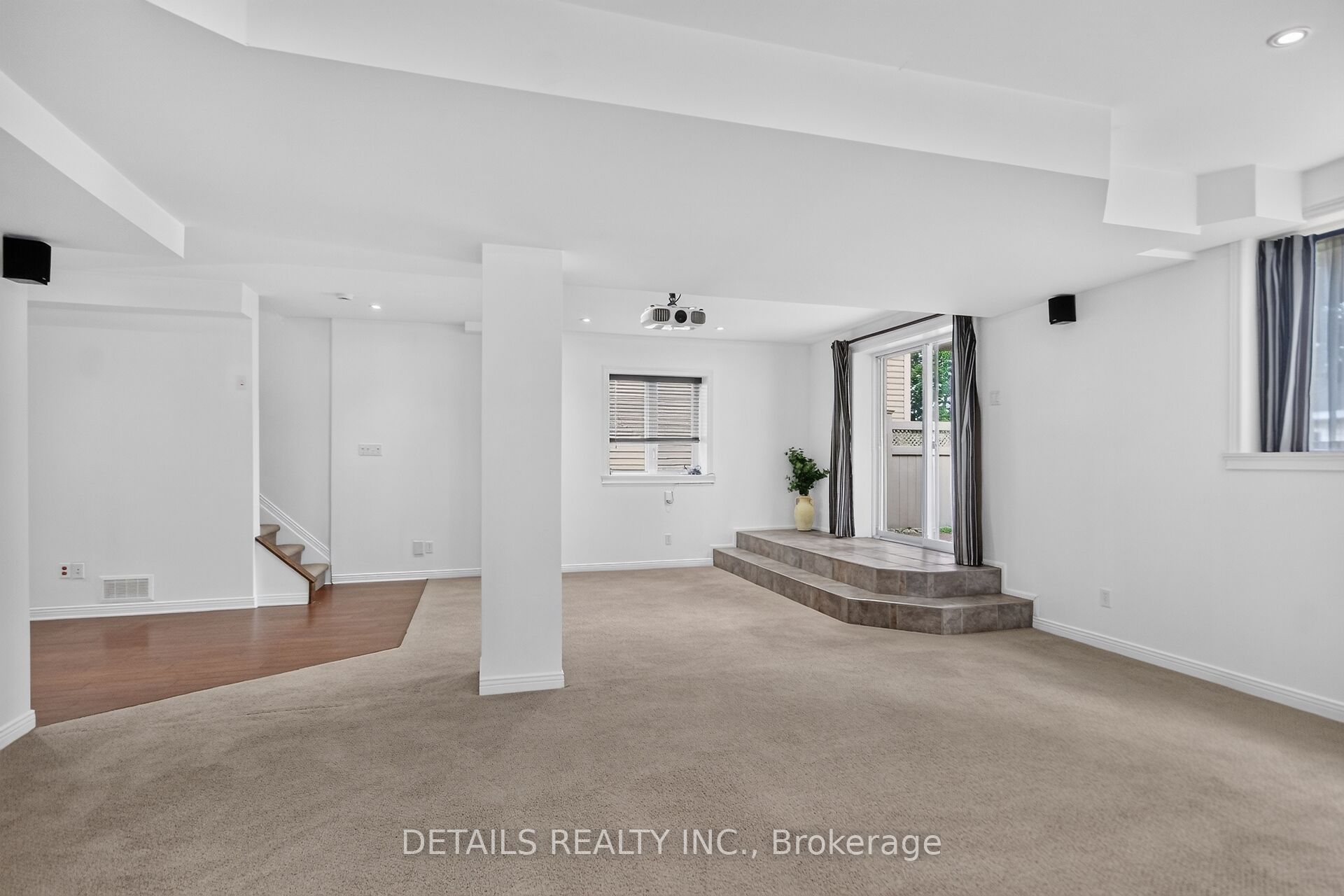 250 Flodden Way Property Photo 37