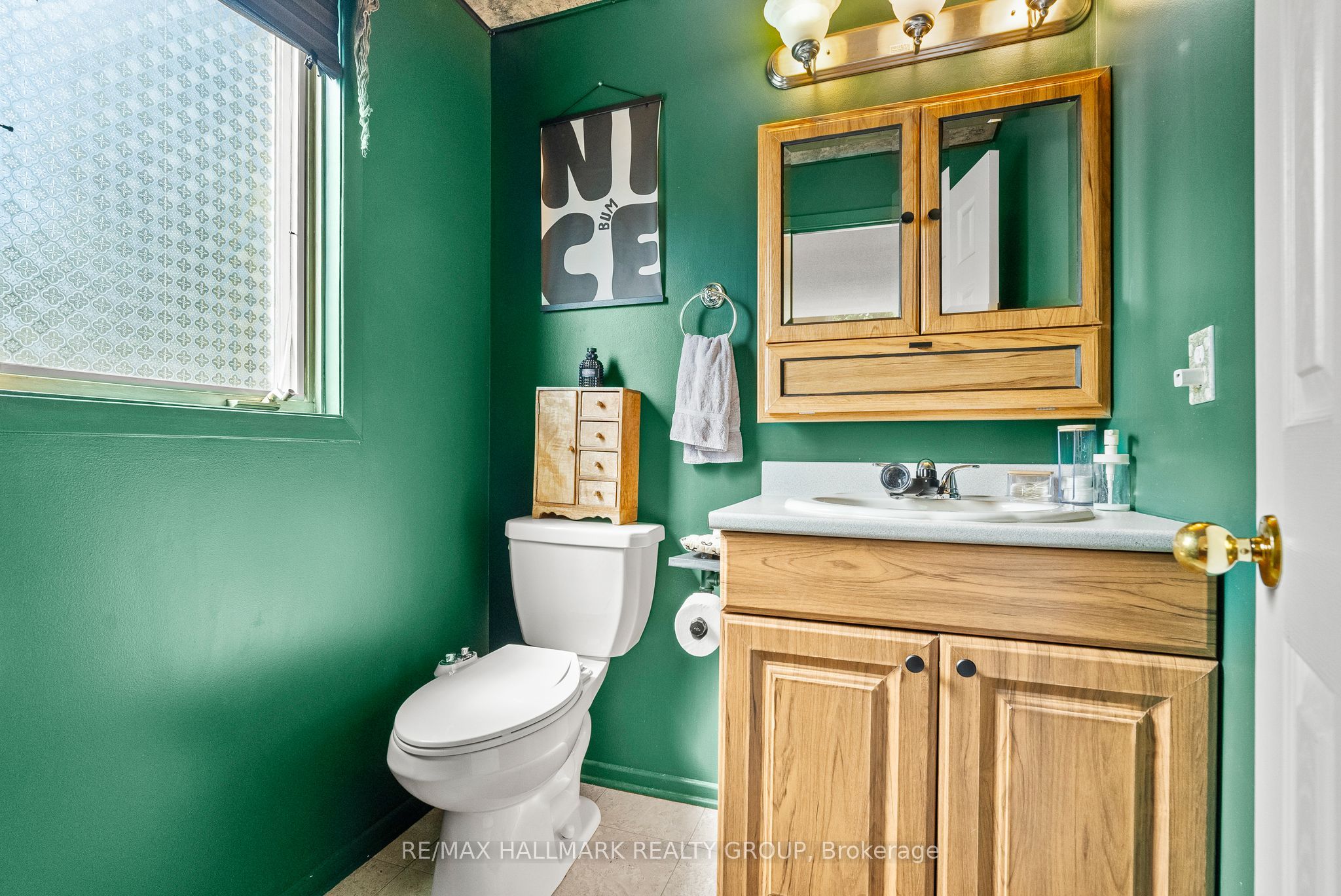 932 Beauclaire Drive Property Photo 20