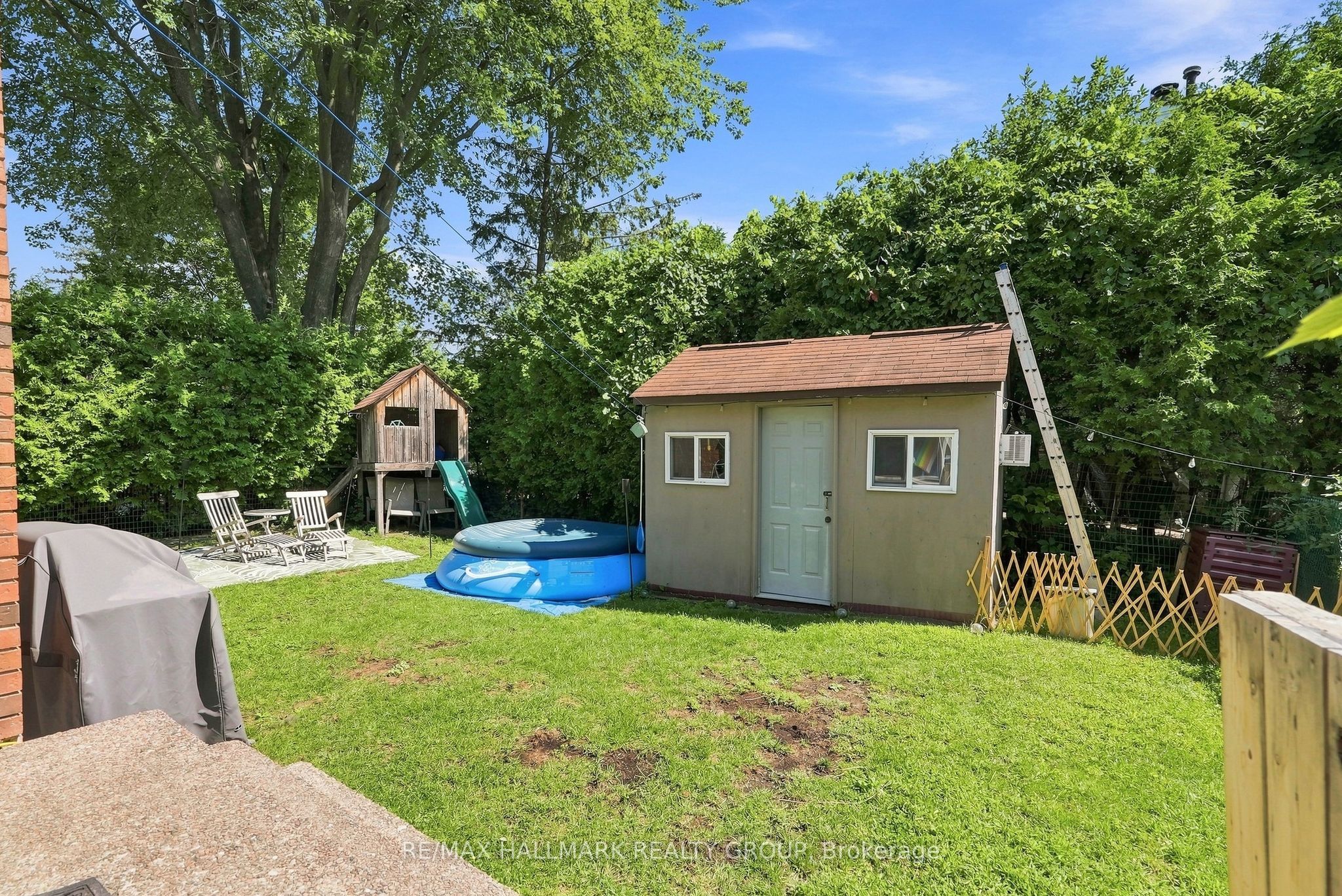 932 Beauclaire Drive Property Photo 27