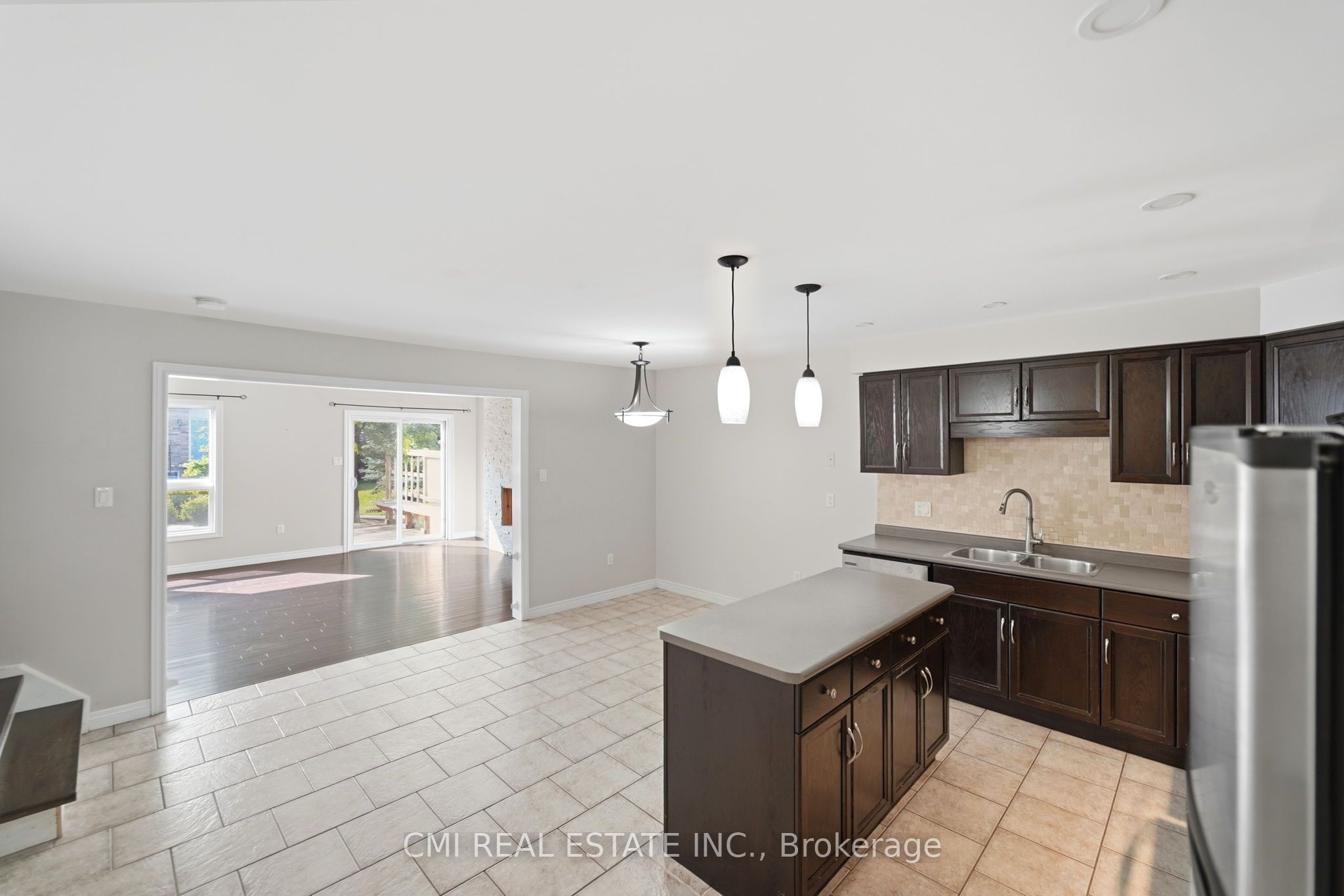 105 Bard Boulevard 40 Property Photo 13