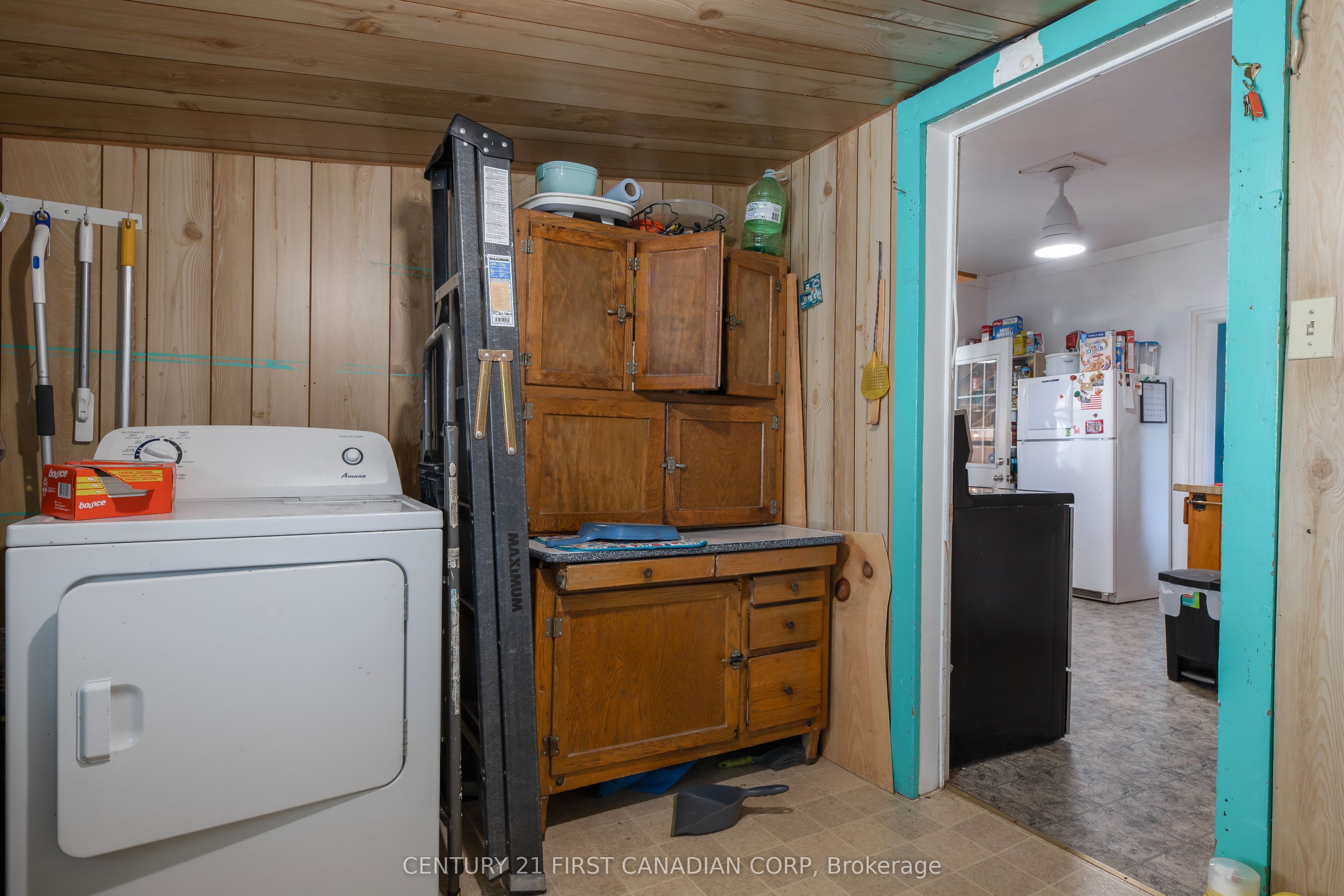 157 Adelaide Street Property Photo 18