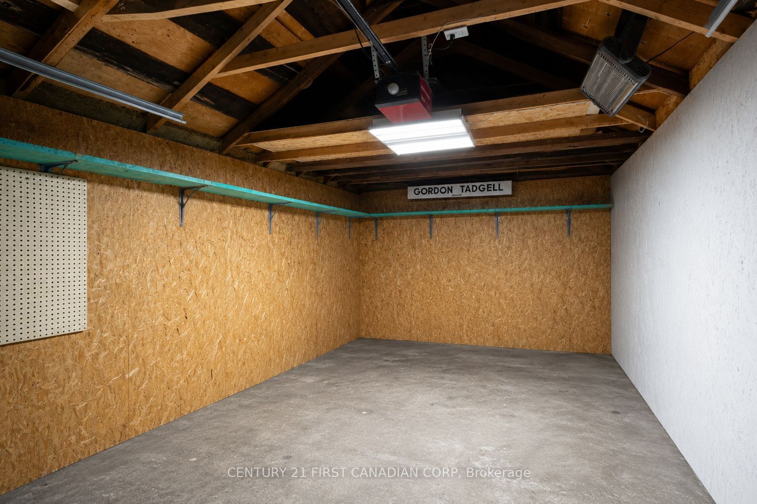 157 Adelaide Street Property Photo 25