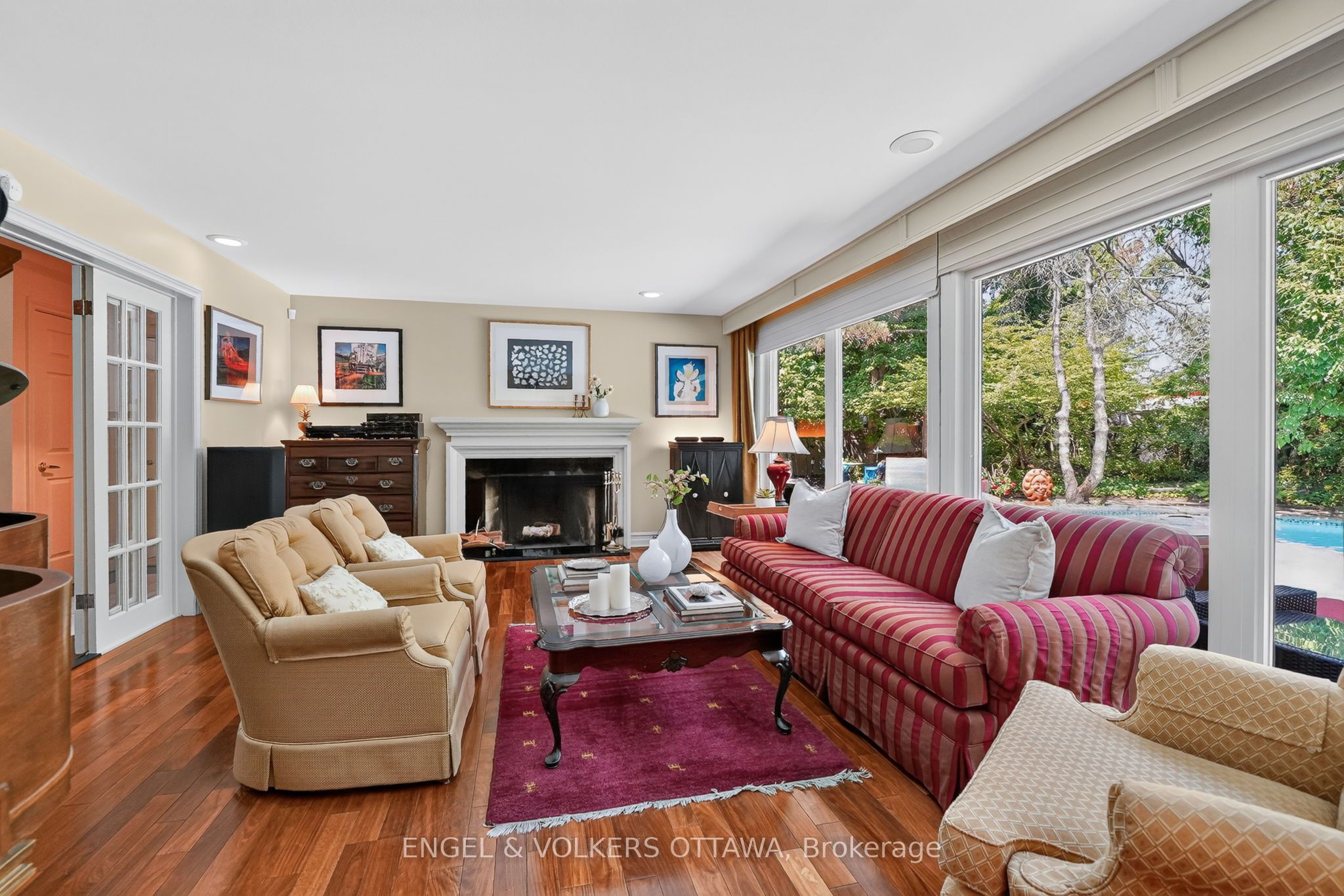 1907 Fairmeadow Crescent Property Photo 11